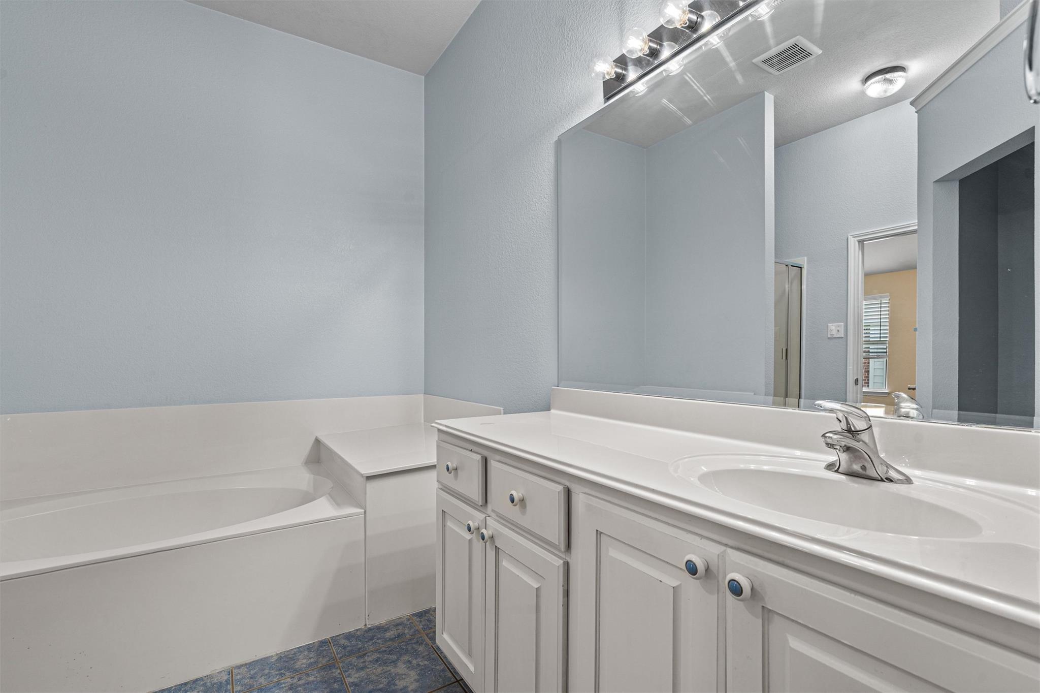 2141 Rachel Ln, Round Rock, TX 78664