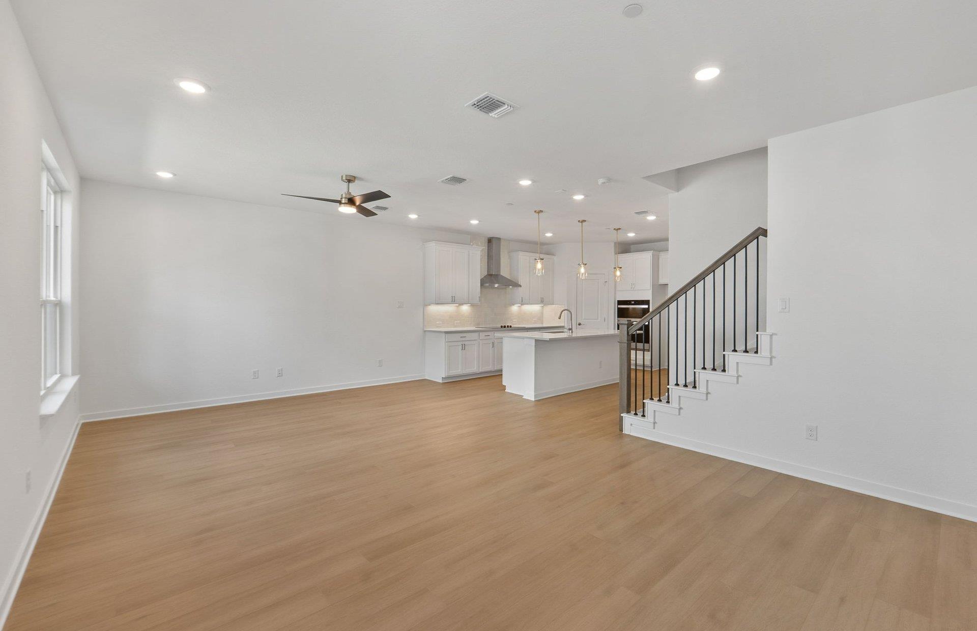 1280 E Main St # 402, Round Rock, TX 78664