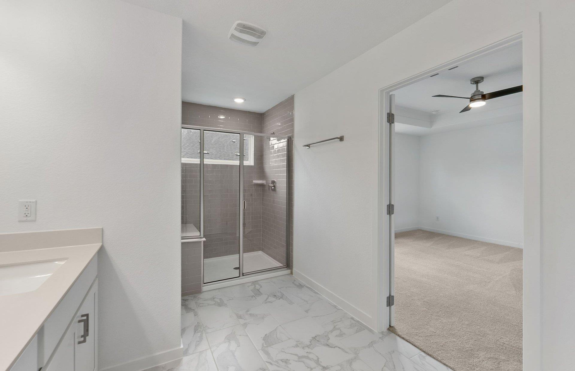 1280 E Main St # 402, Round Rock, TX 78664