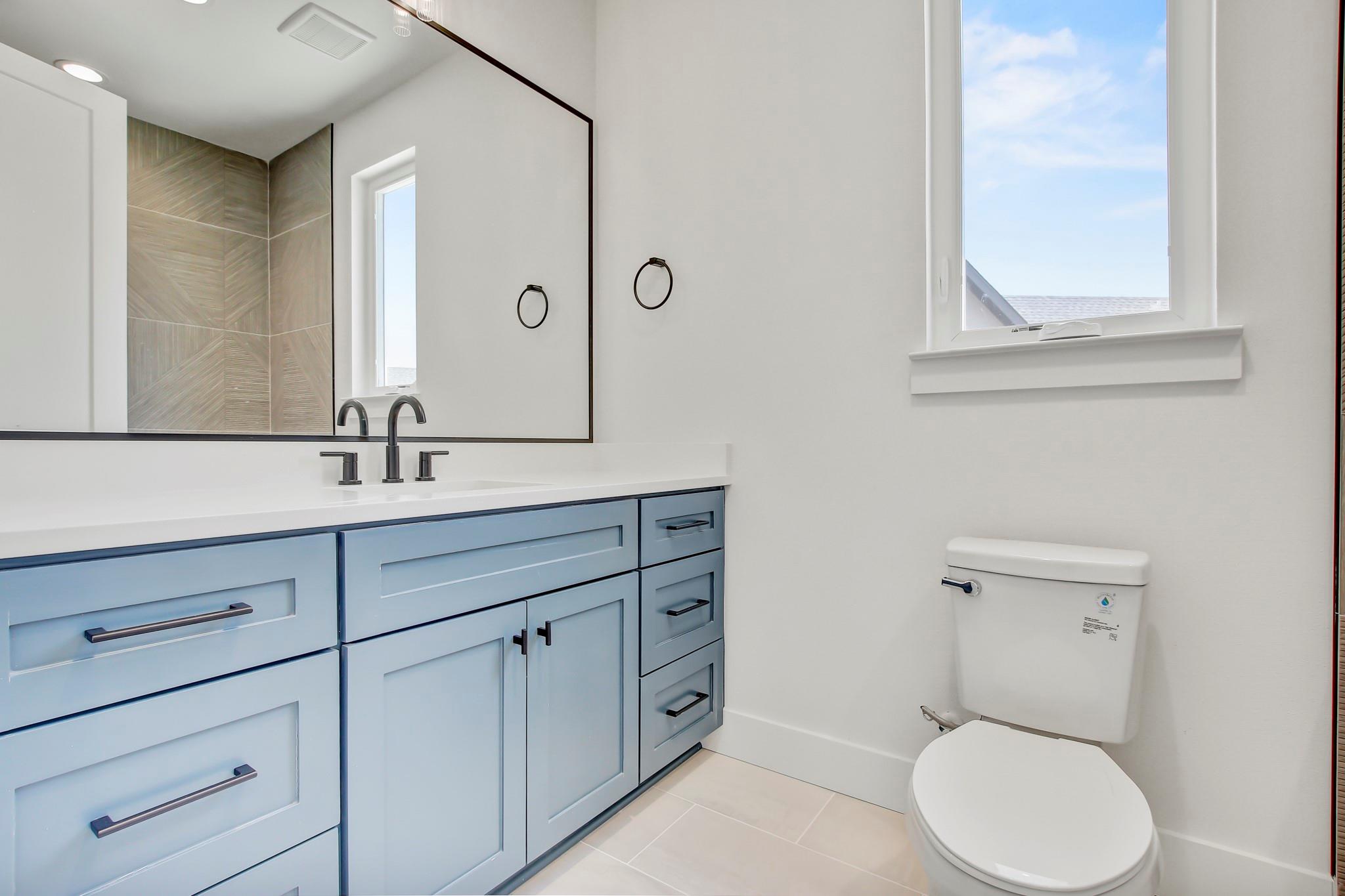 4127 E 12th St # 8, Austin, TX 78721