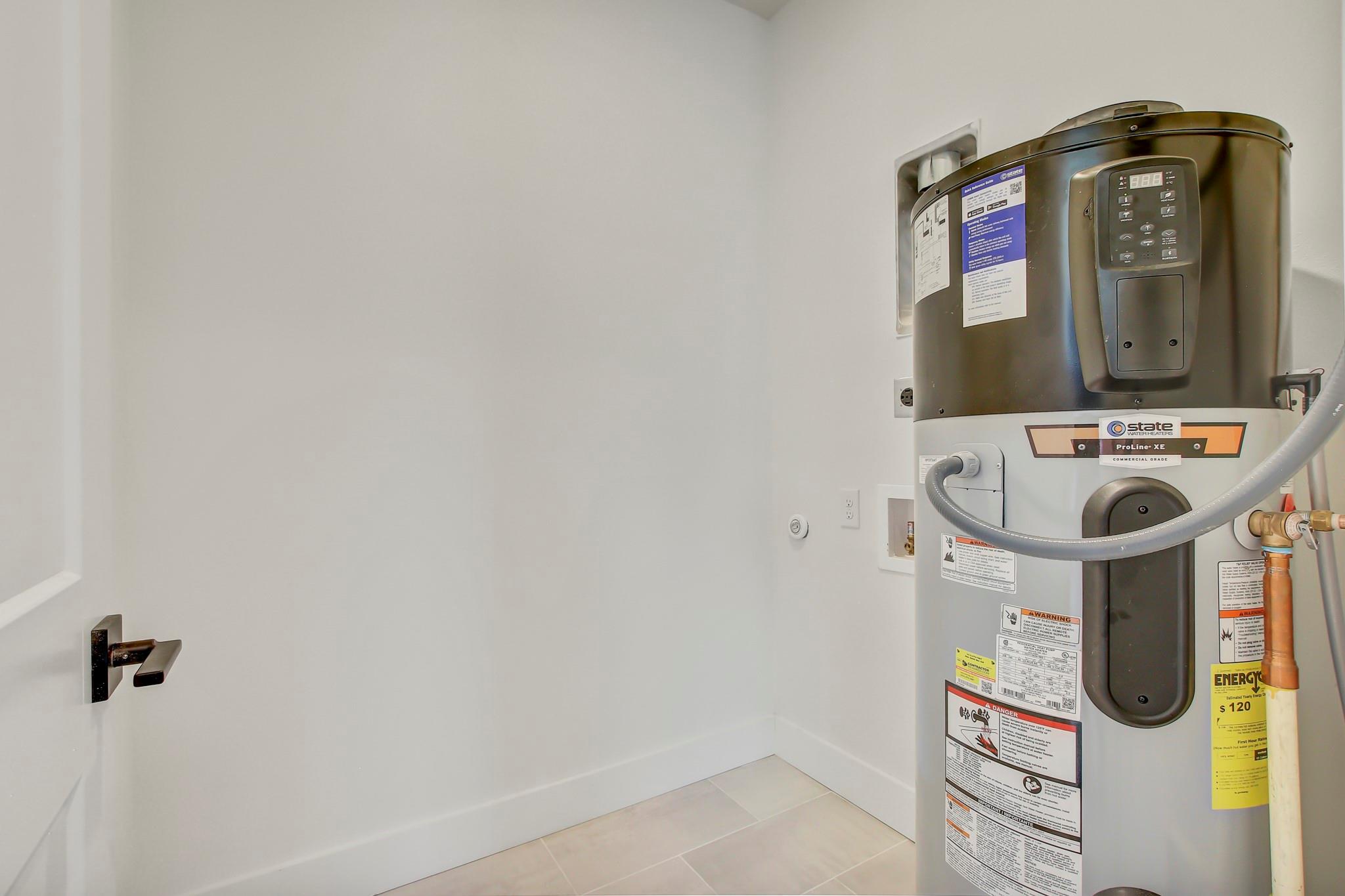 4127 E 12th St # 8, Austin, TX 78721