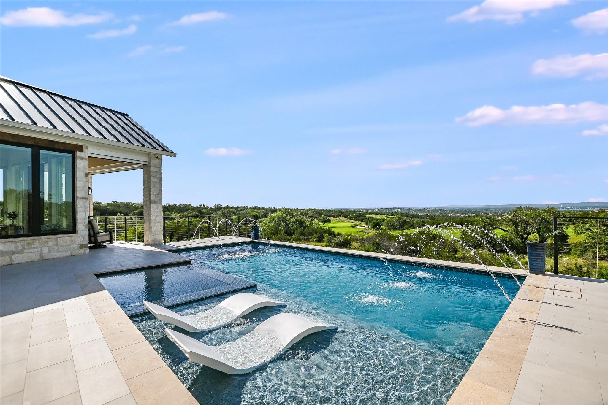 120 Nattie Woods, Horseshoe Bay, TX 78657