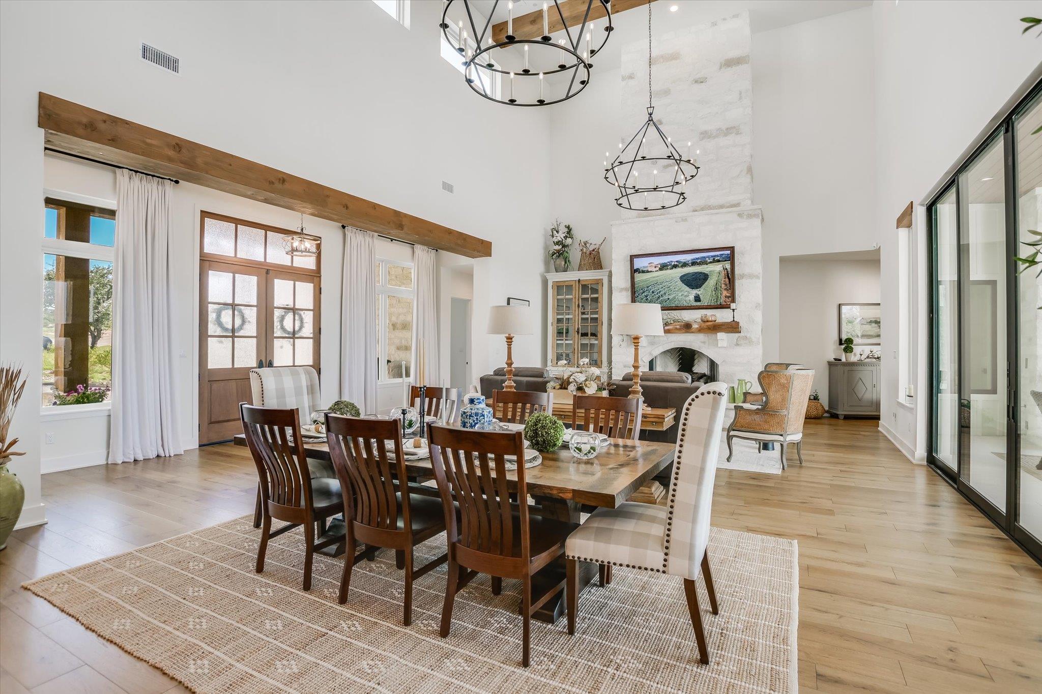 120 Nattie Woods, Horseshoe Bay, TX 78657