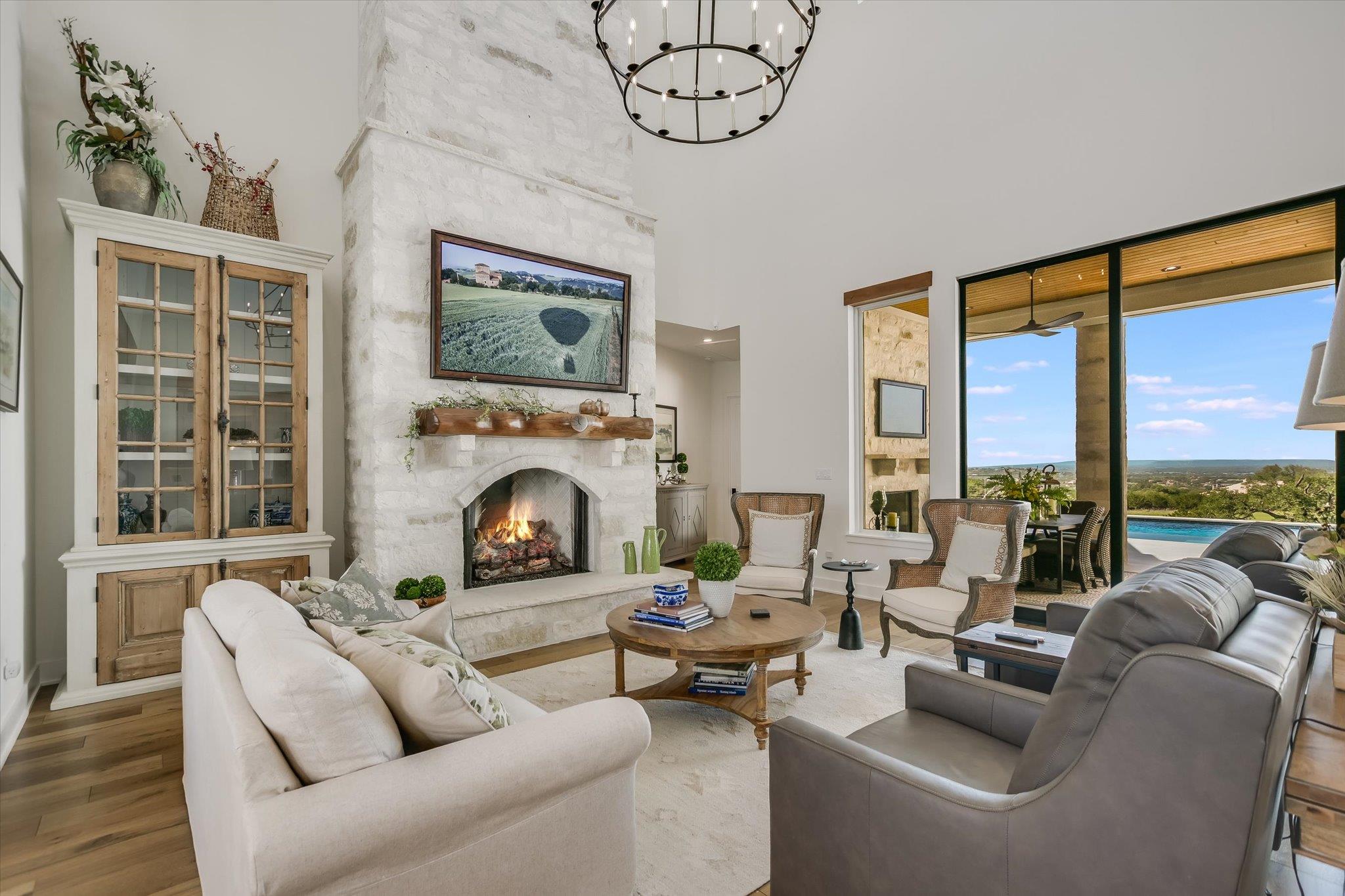 120 Nattie Woods, Horseshoe Bay, TX 78657