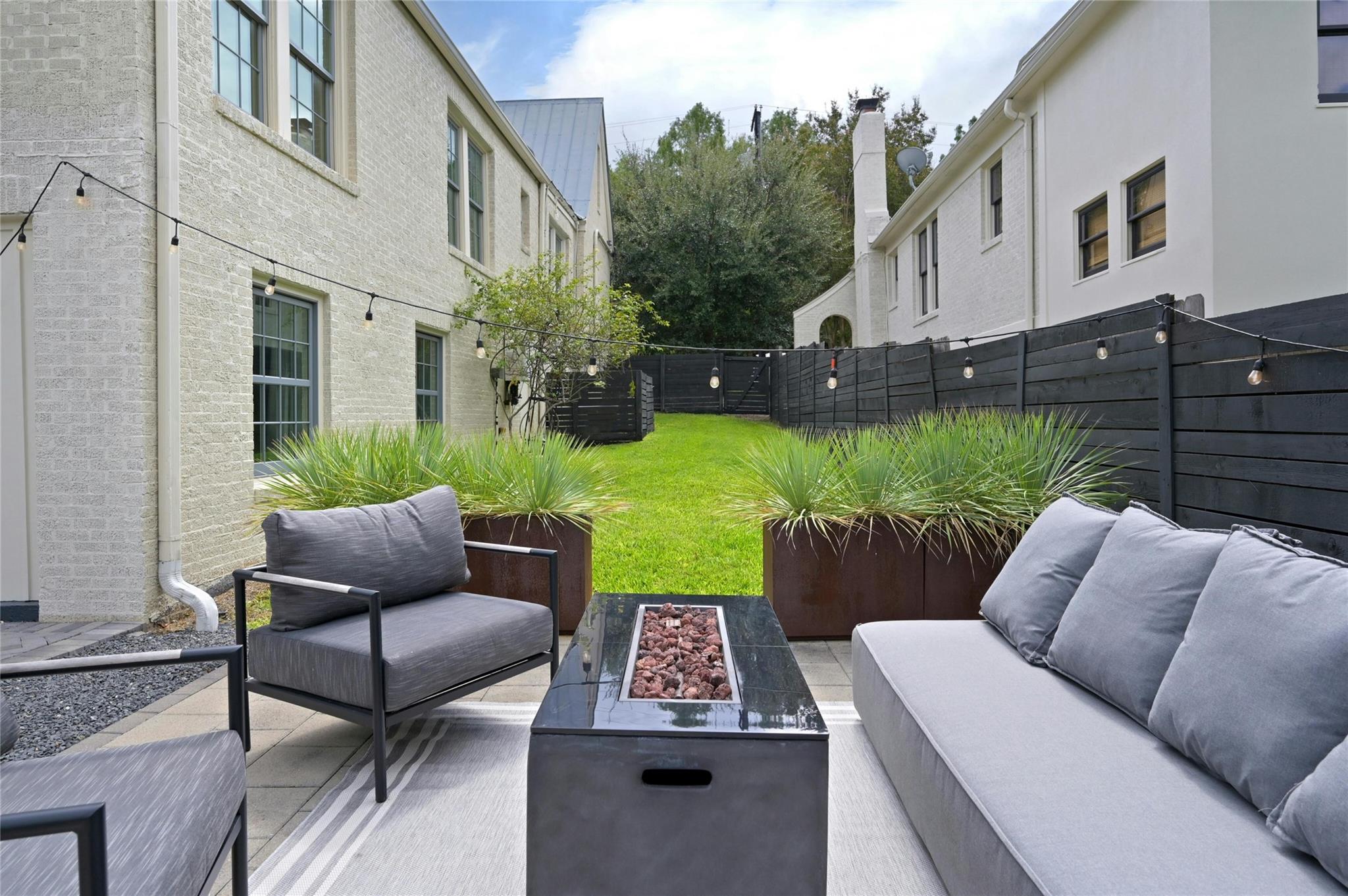 1712 Hartford Rd, Austin, TX 78703