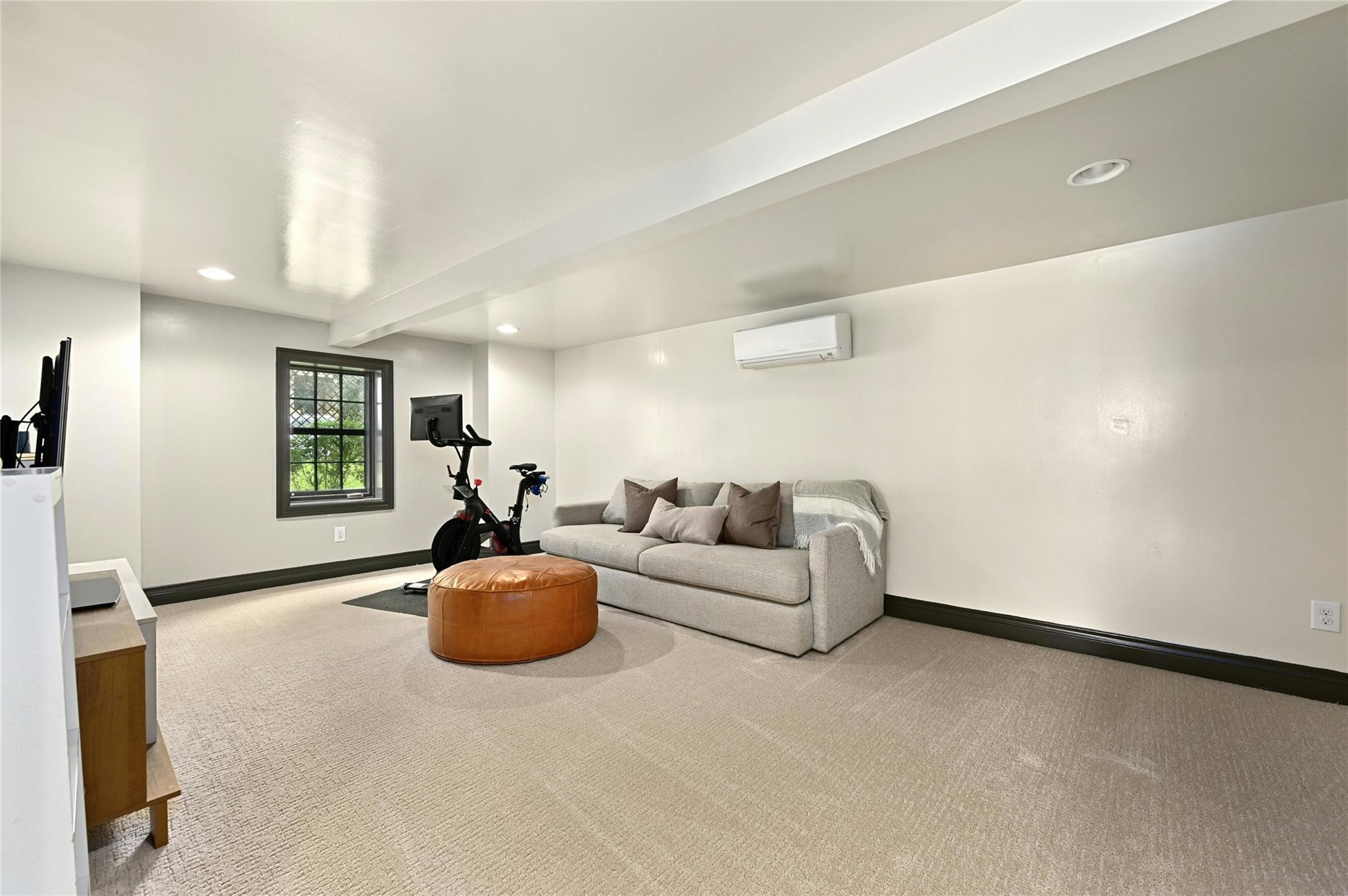 1712 Hartford Rd, Austin, TX 78703