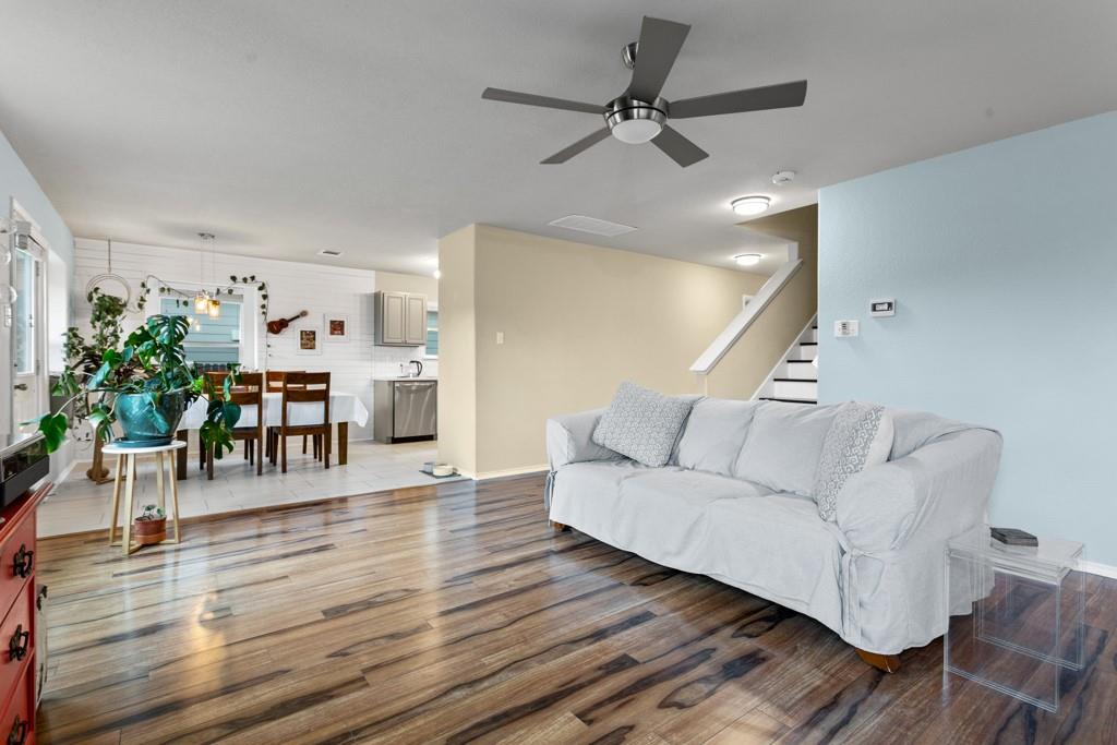 340 Altamont St, Hutto, TX 78634