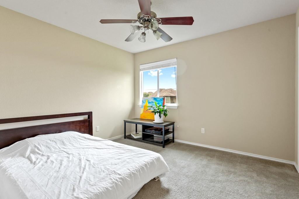 340 Altamont St, Hutto, TX 78634