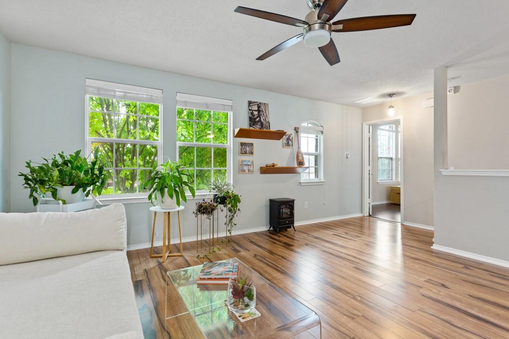 340 Altamont St, Hutto, TX 78634