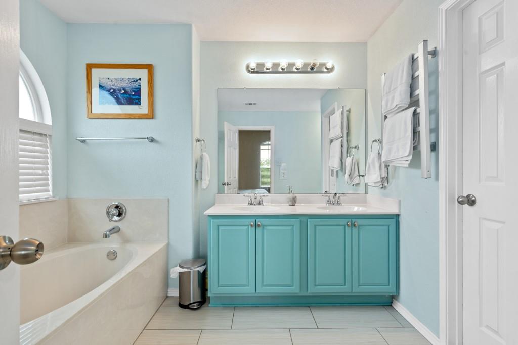 340 Altamont St, Hutto, TX 78634