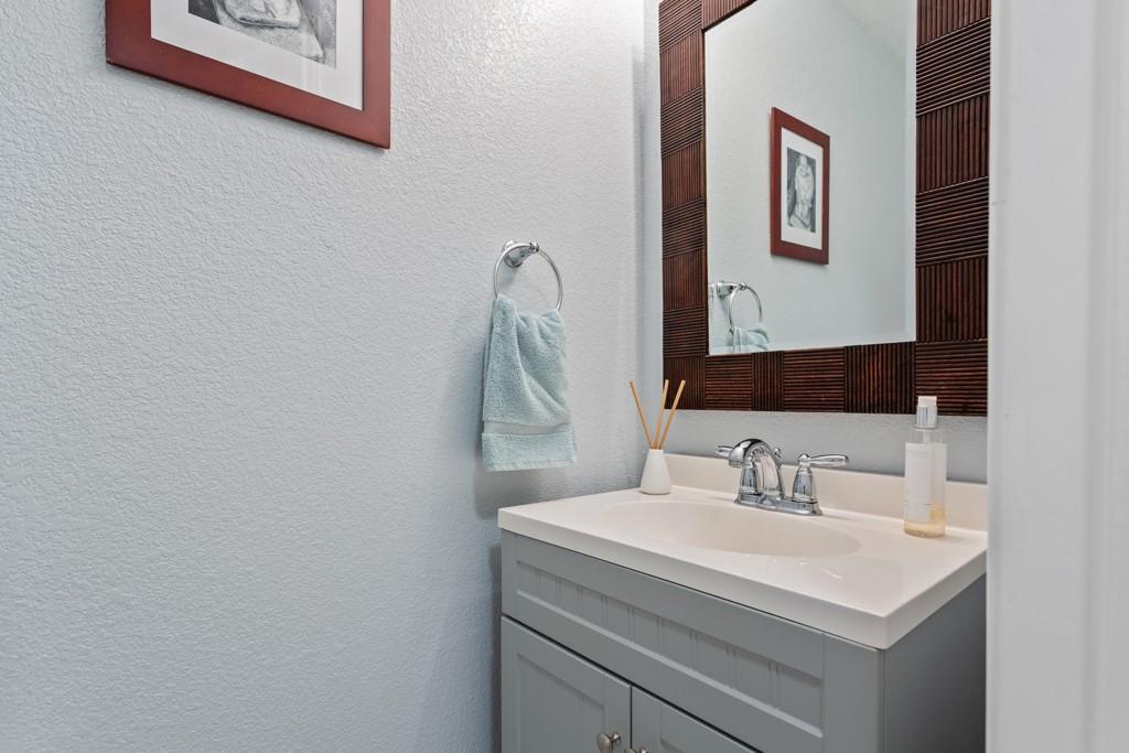 340 Altamont St, Hutto, TX 78634