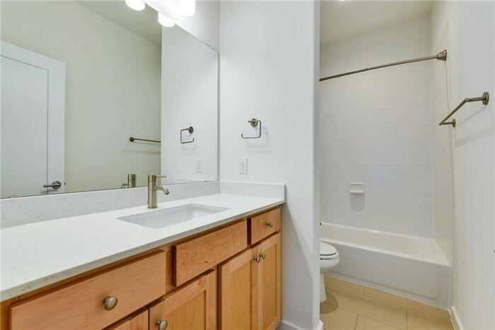 6800 Menchaca Rd # 45, Austin, TX 78745