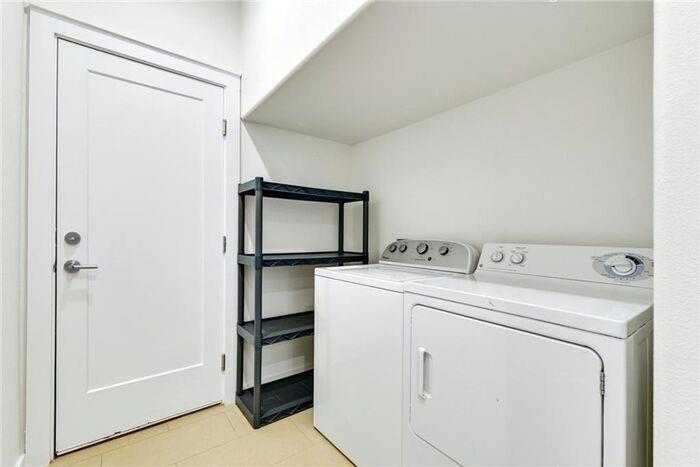 6800 Menchaca Rd # 45, Austin, TX 78745