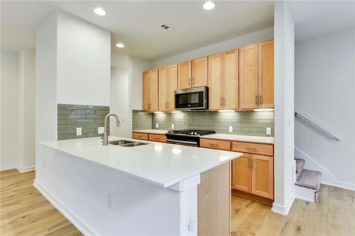 6800 Menchaca Rd # 45, Austin, TX 78745