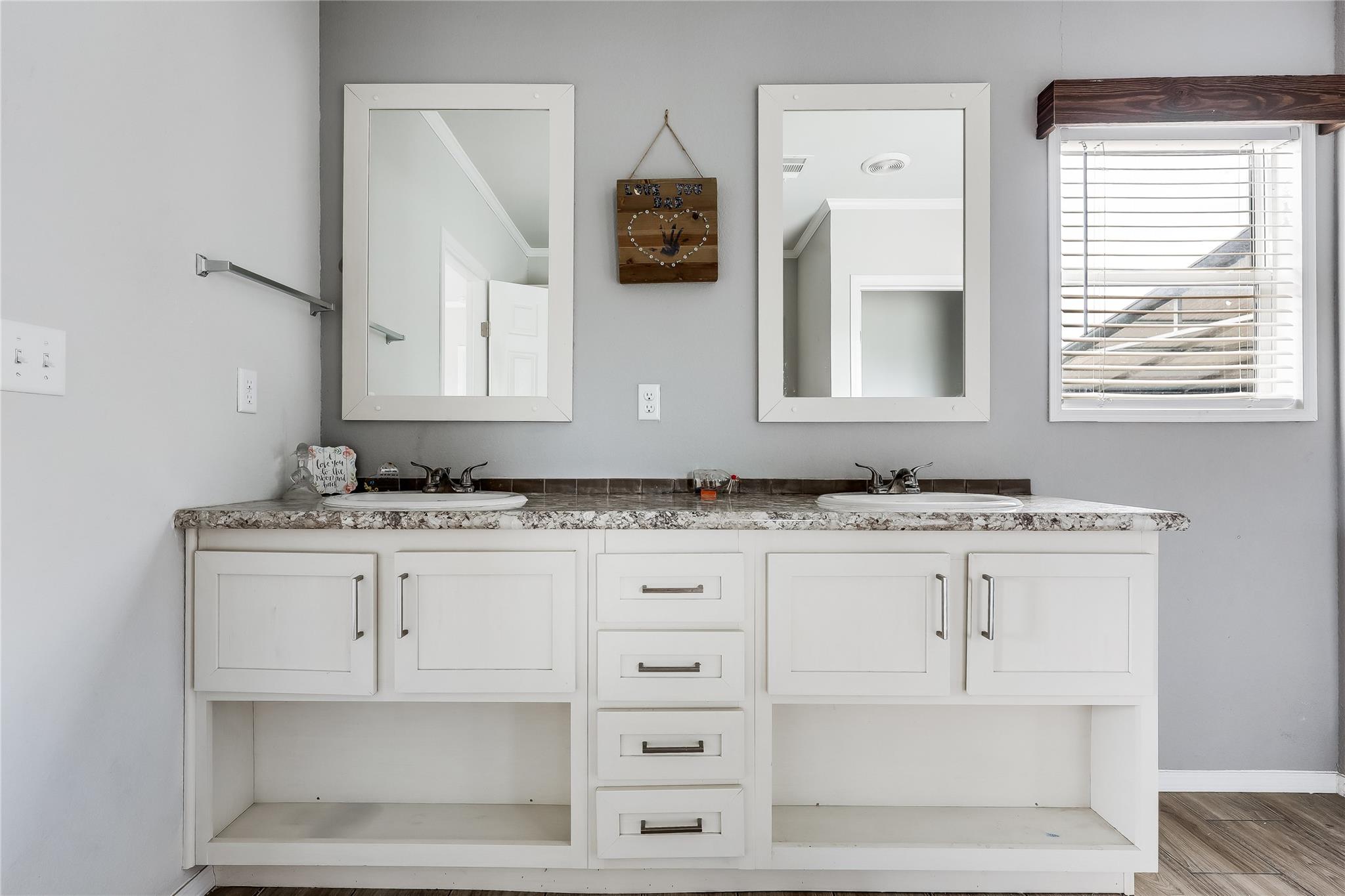 1284 County Road 250, Burnet, TX 78611