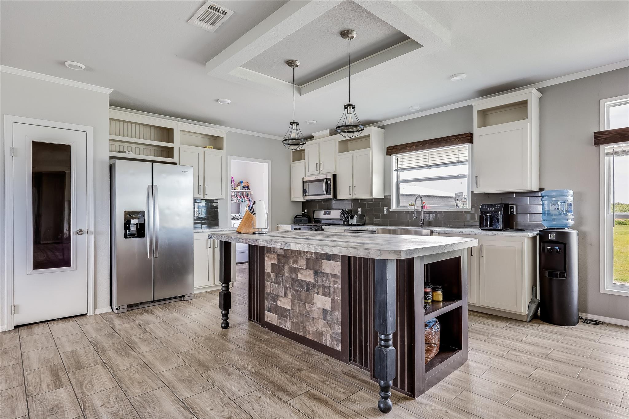 1284 County Road 250, Burnet, TX 78611