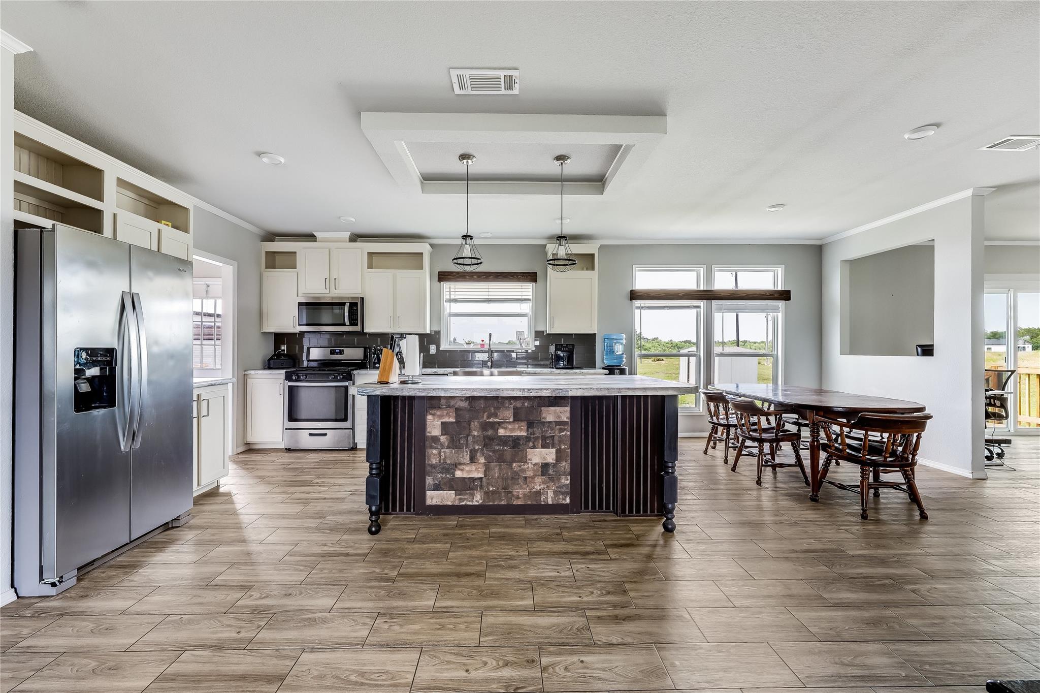 1284 County Road 250, Burnet, TX 78611