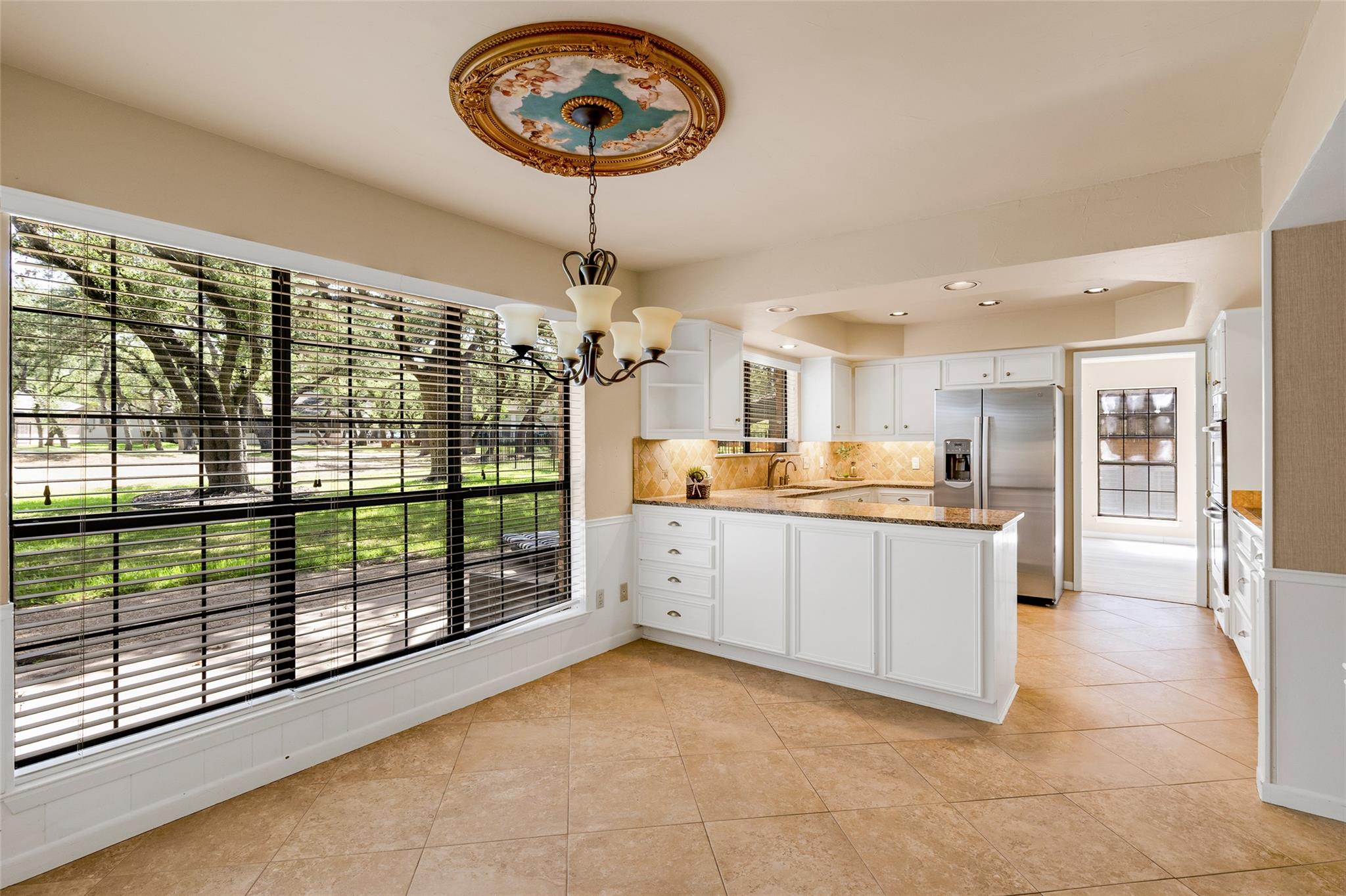 9006 Balcones Club Dr, Austin, TX 78750