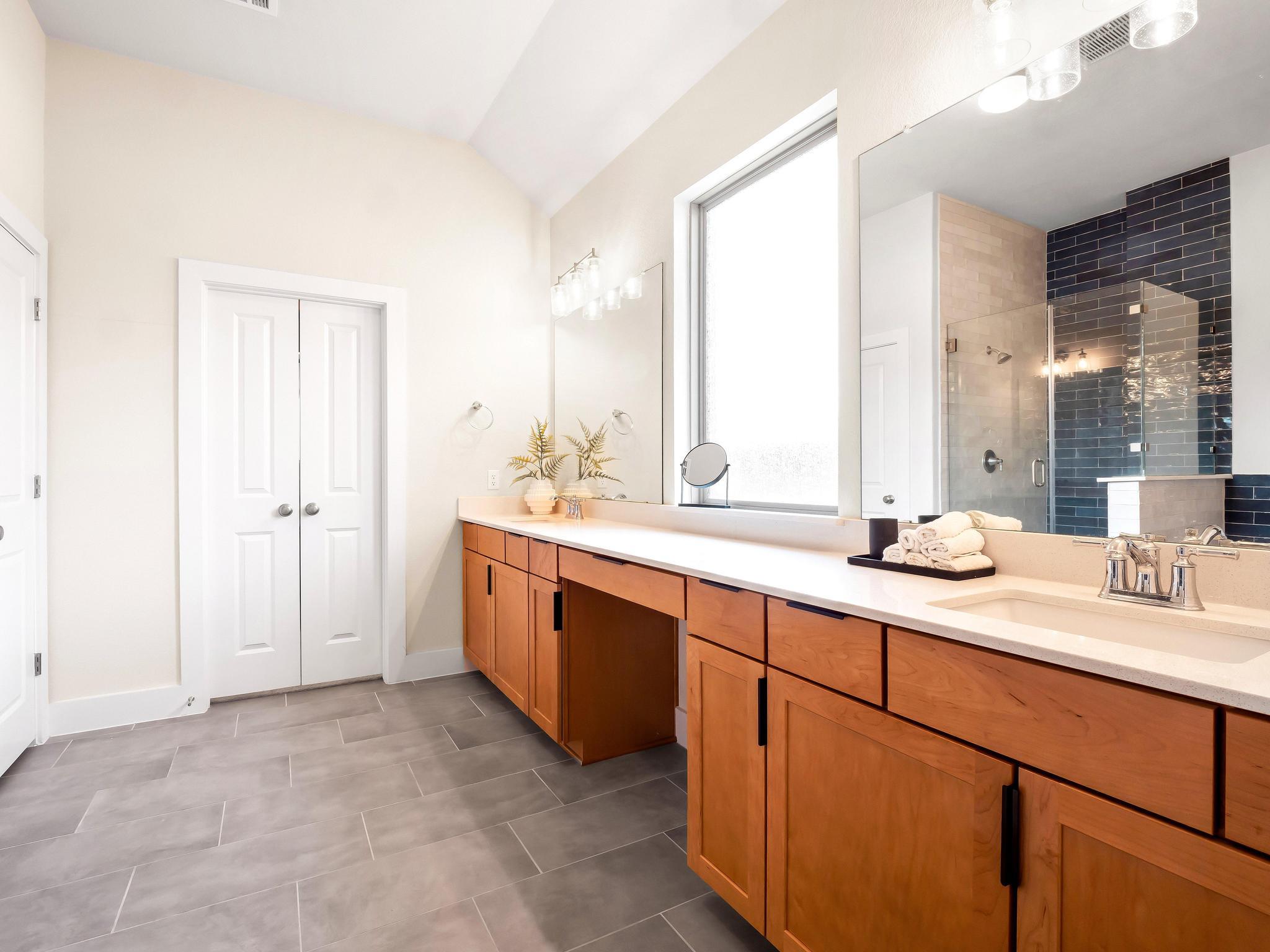 2209 Santa Isabella Dr, Leander, TX 78641