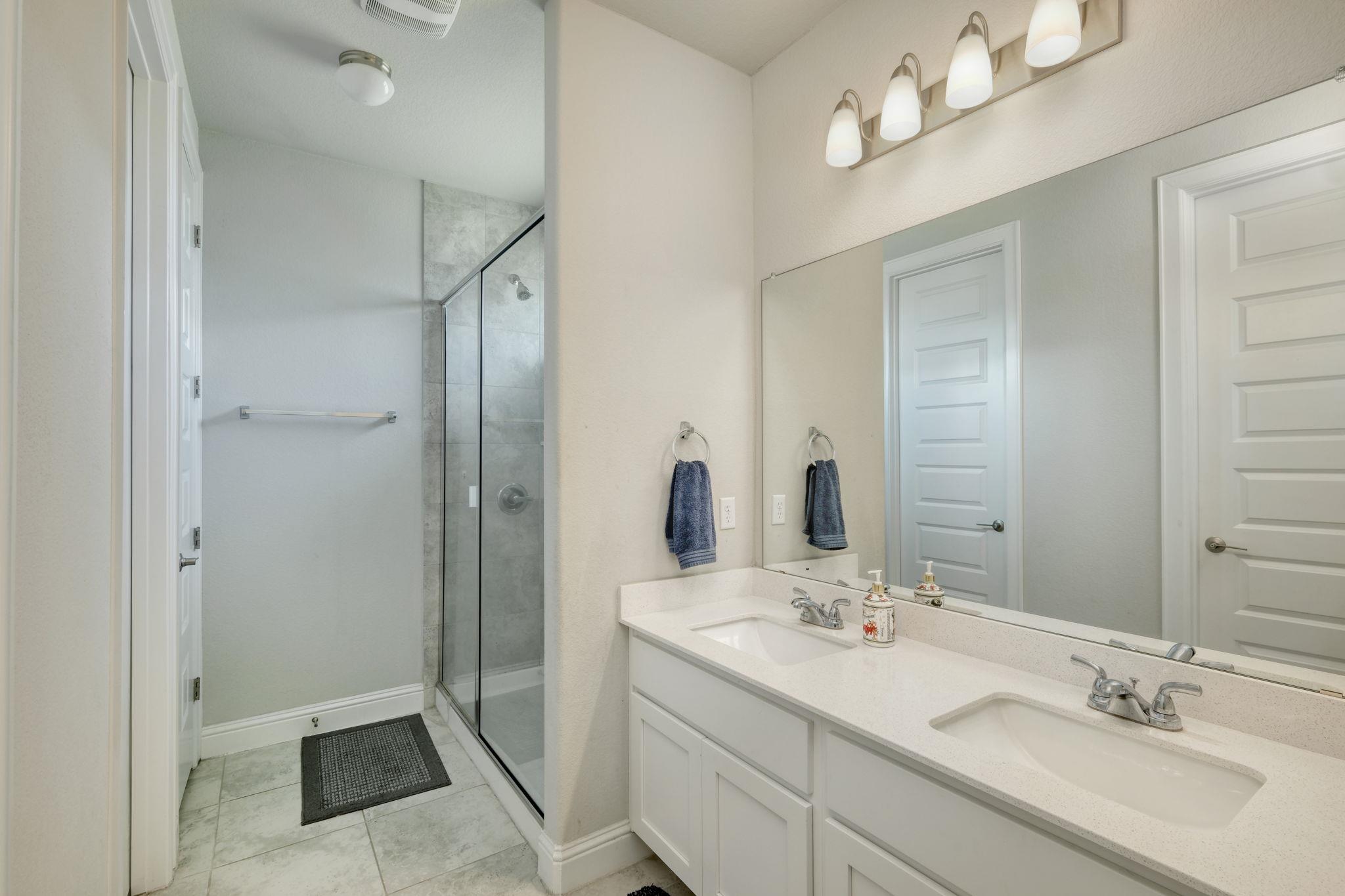 217 Stone Creek Dr, Georgetown, TX 78628