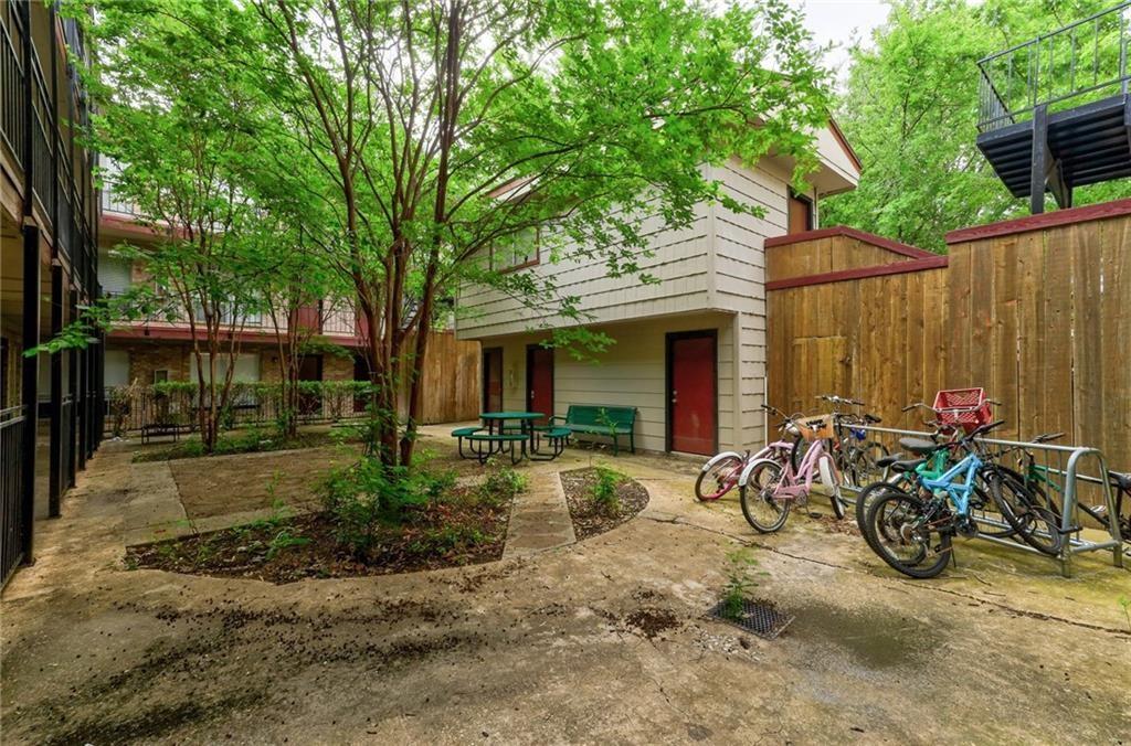 2207 Leon St # 203, Austin, TX 78705