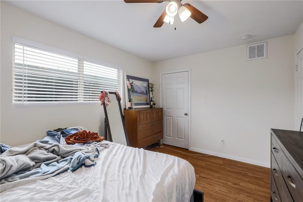2207 Leon St # 203, Austin, TX 78705