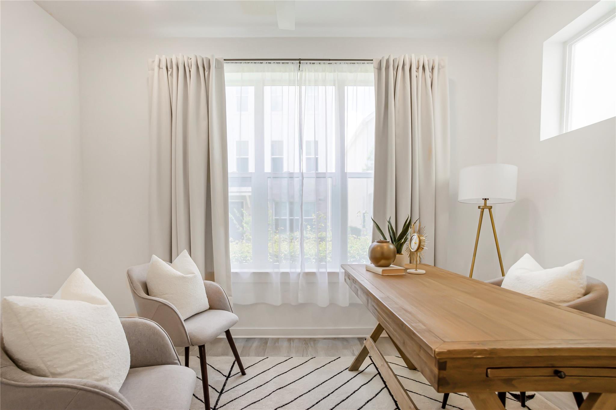 2624 Metcalfe Rd # 17, Austin, TX 78741