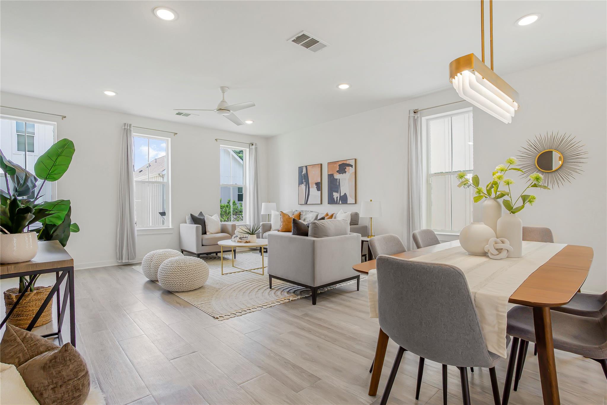 2624 Metcalfe Rd # 17, Austin, TX 78741