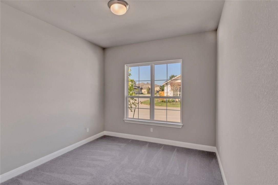 3901 Tavarez St, Round Rock, TX 78681