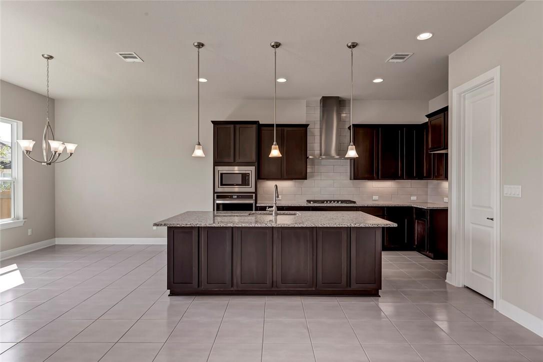 3901 Tavarez St, Round Rock, TX 78681