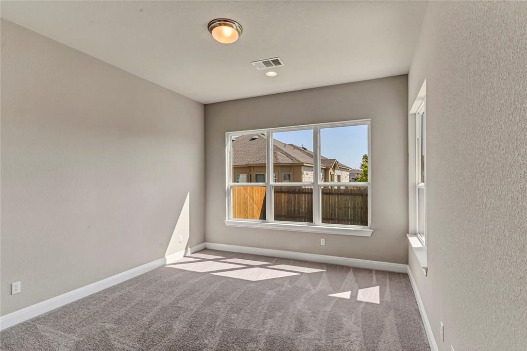 3901 Tavarez St, Round Rock, TX 78681