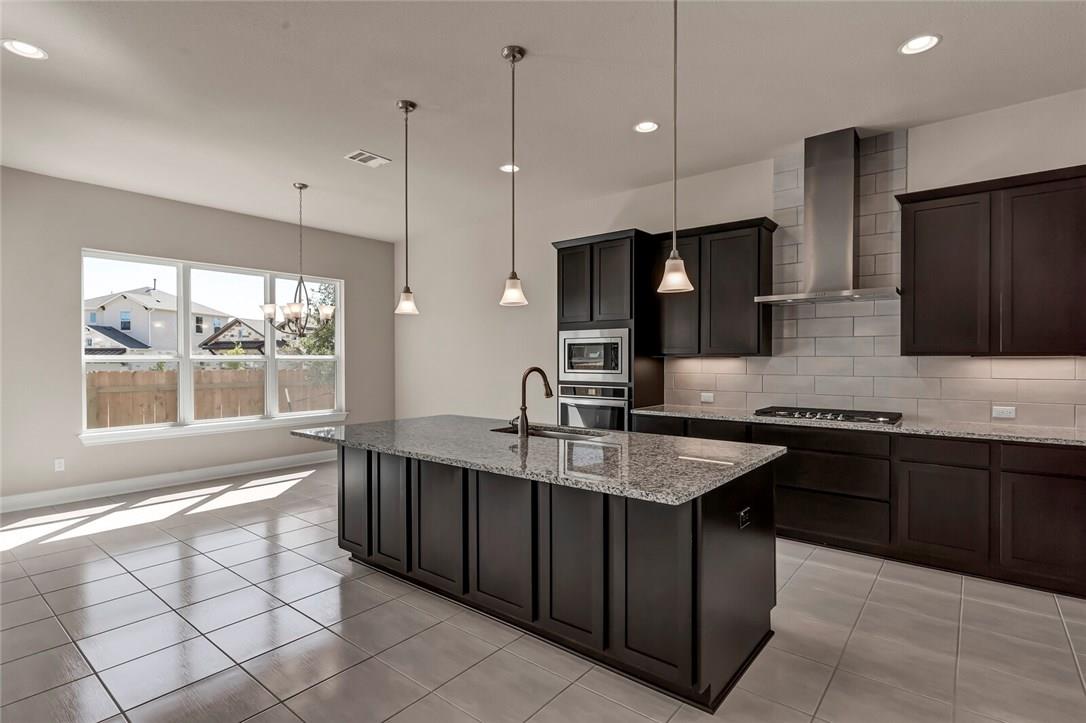 3901 Tavarez St, Round Rock, TX 78681