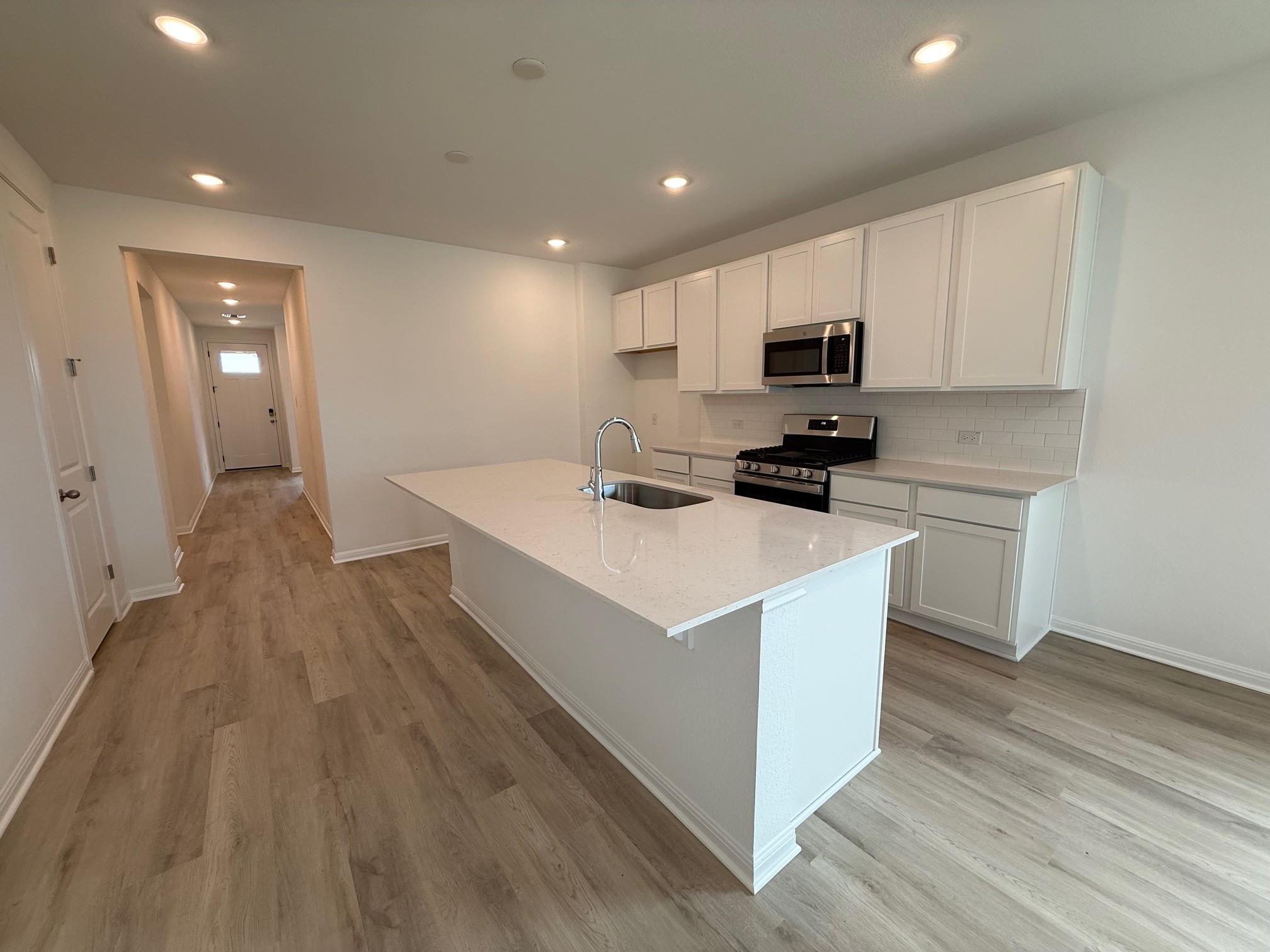 1028 Stonehill Dr, Georgetown, TX 78633