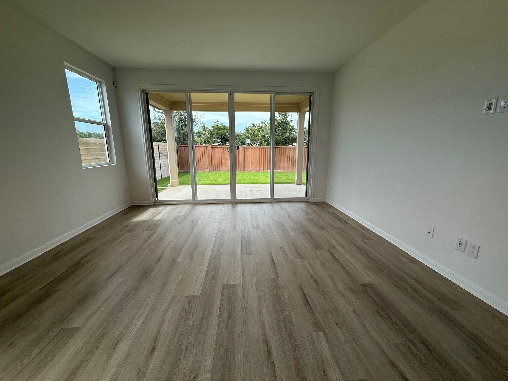 1028 Stonehill Dr, Georgetown, TX 78633