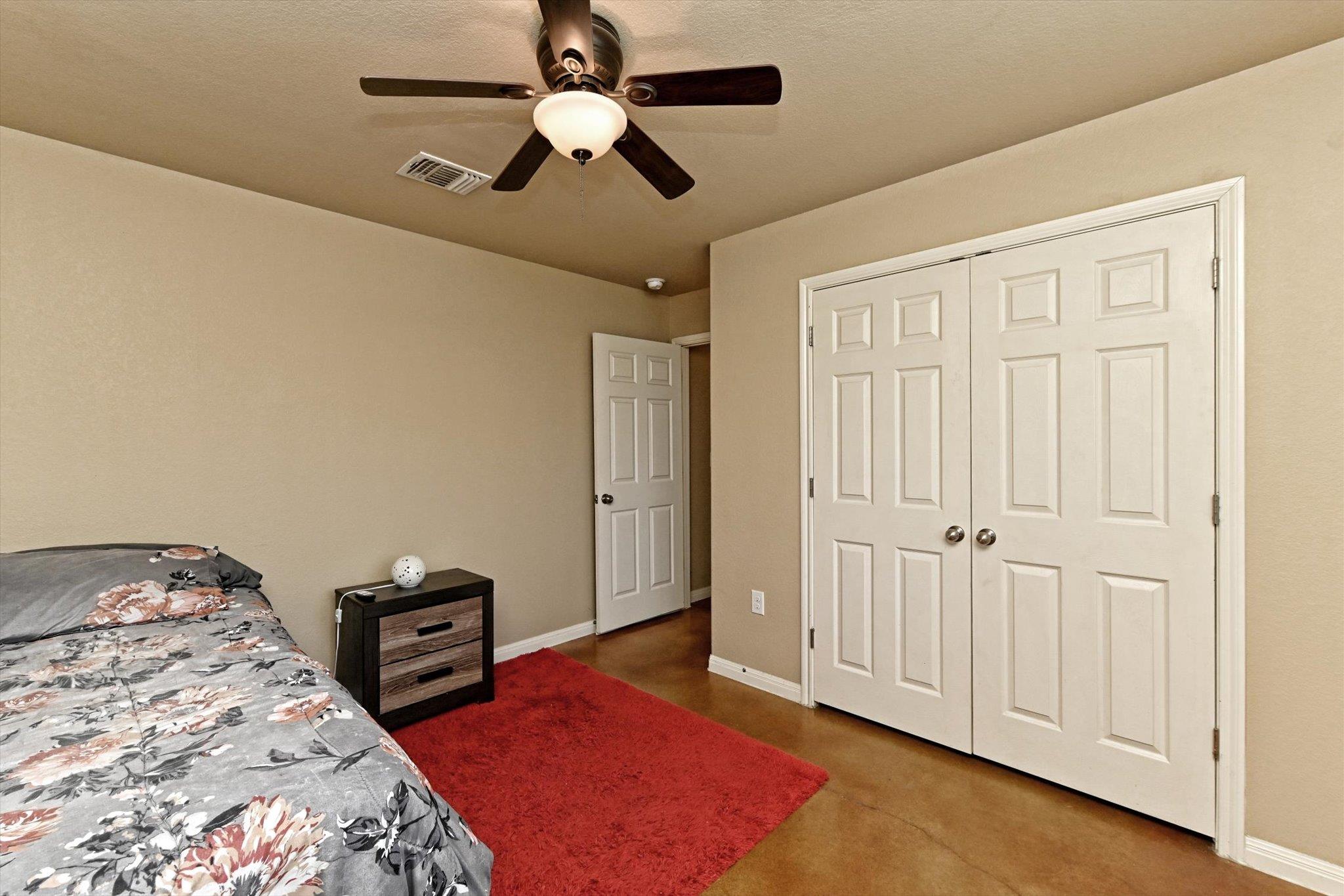 1130 Thousand Oaks Trl, Liberty Hill, TX 78642