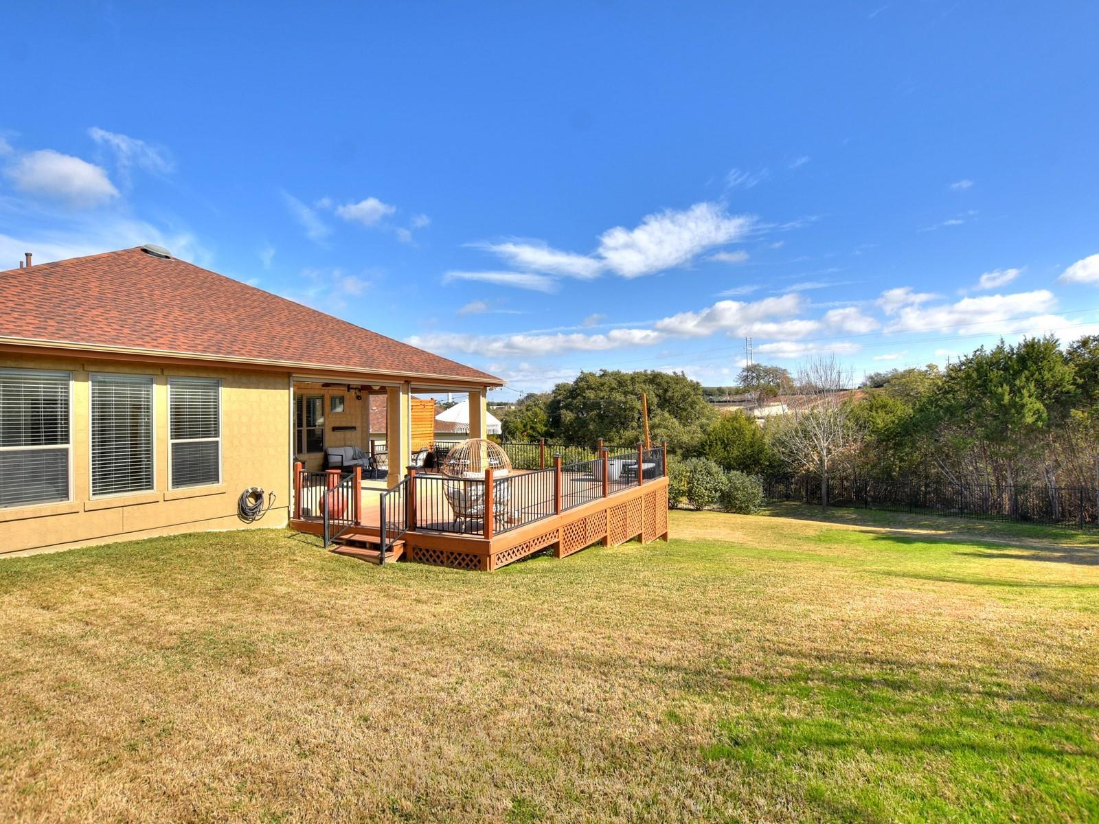 214 Rivulet Ln, Lakeway, TX 78738