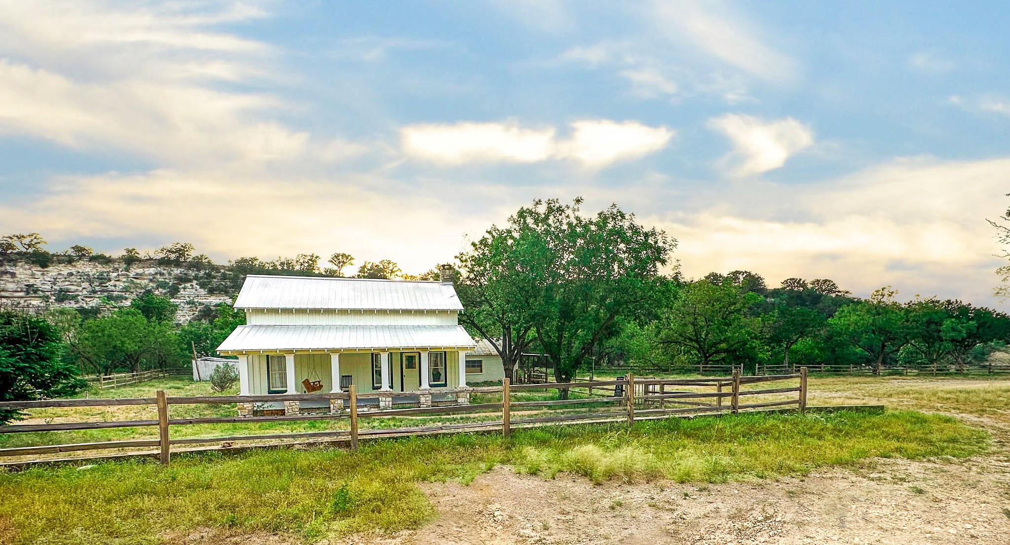 Lot 23 1627 Seven Springs Dr, Junction, TX 76849