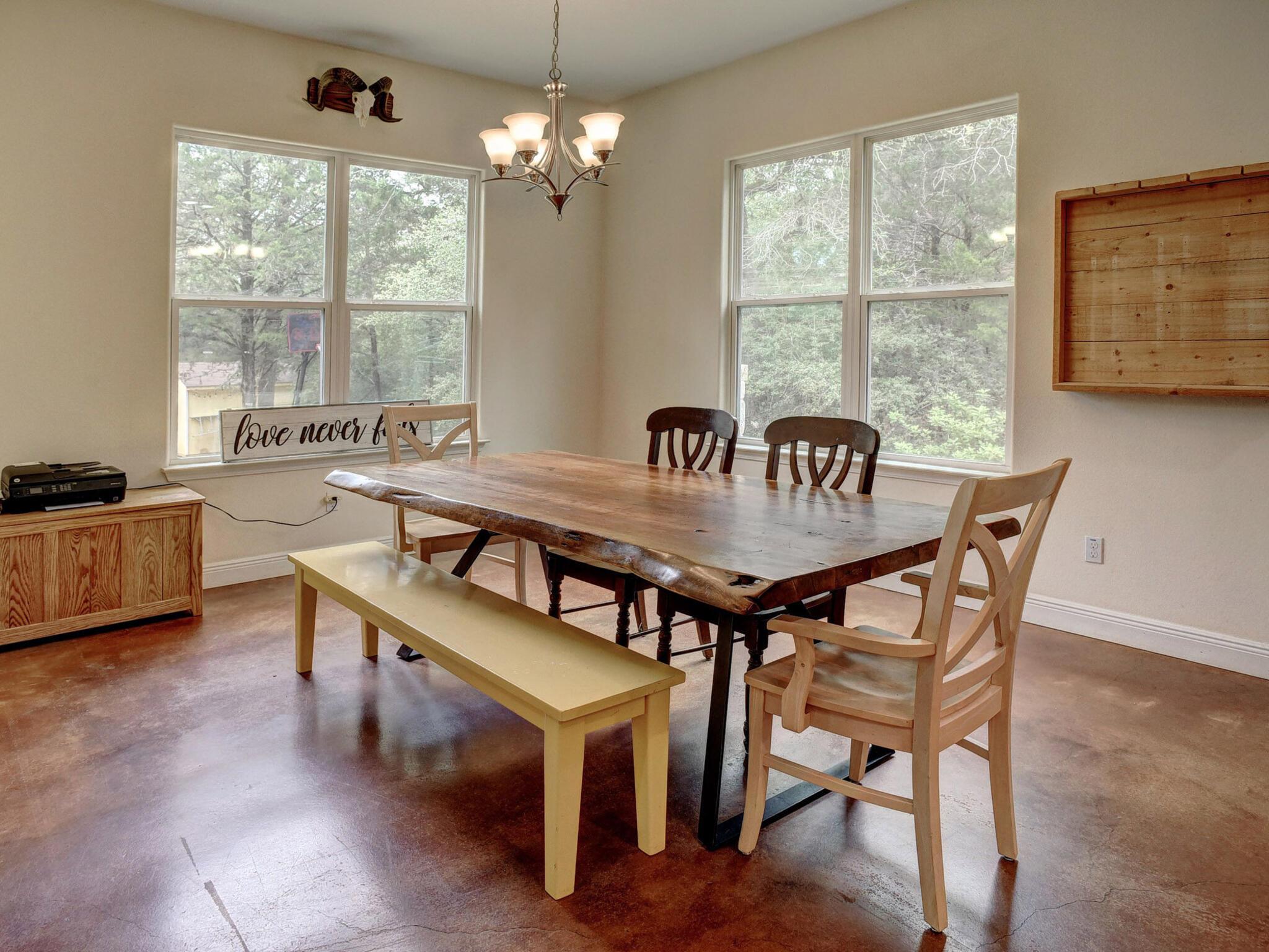 247 Campfire Way, Smithville, TX 78957