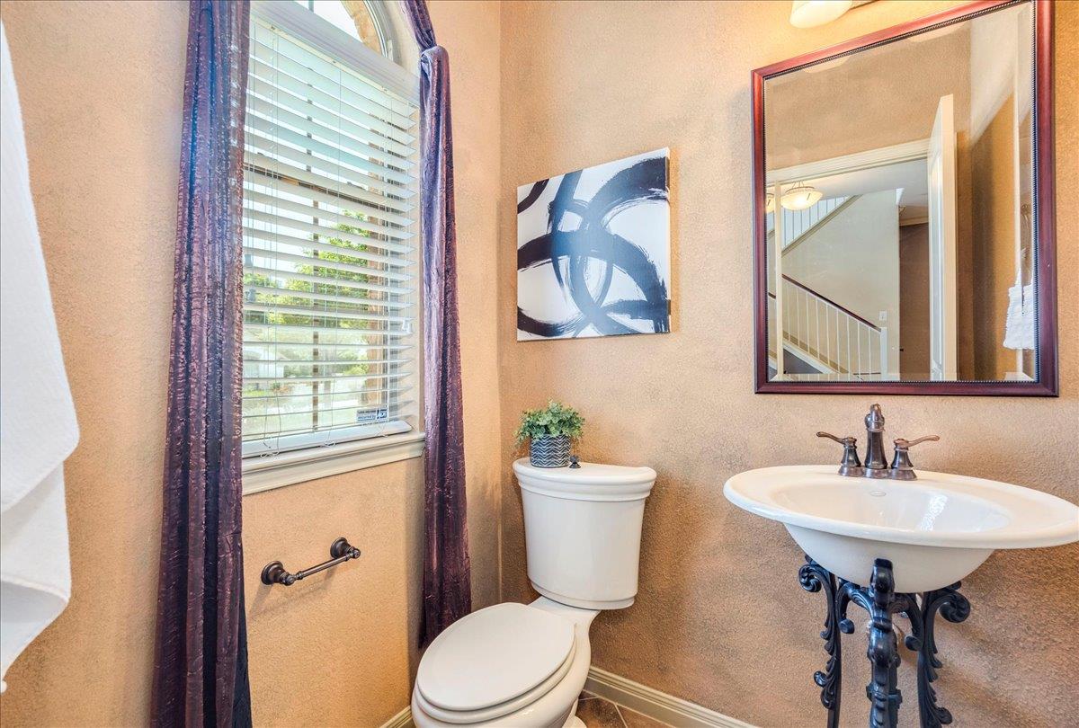 14100 Avery Ranch Blvd # 403, Austin, TX 78717