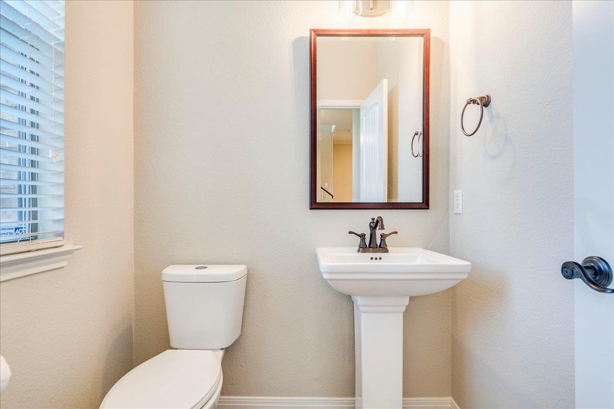 14100 Avery Ranch Blvd # 403, Austin, TX 78717