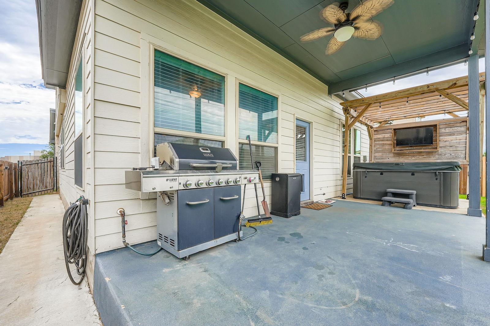 429 Rusk Bluff Ave, Leander, TX 78641