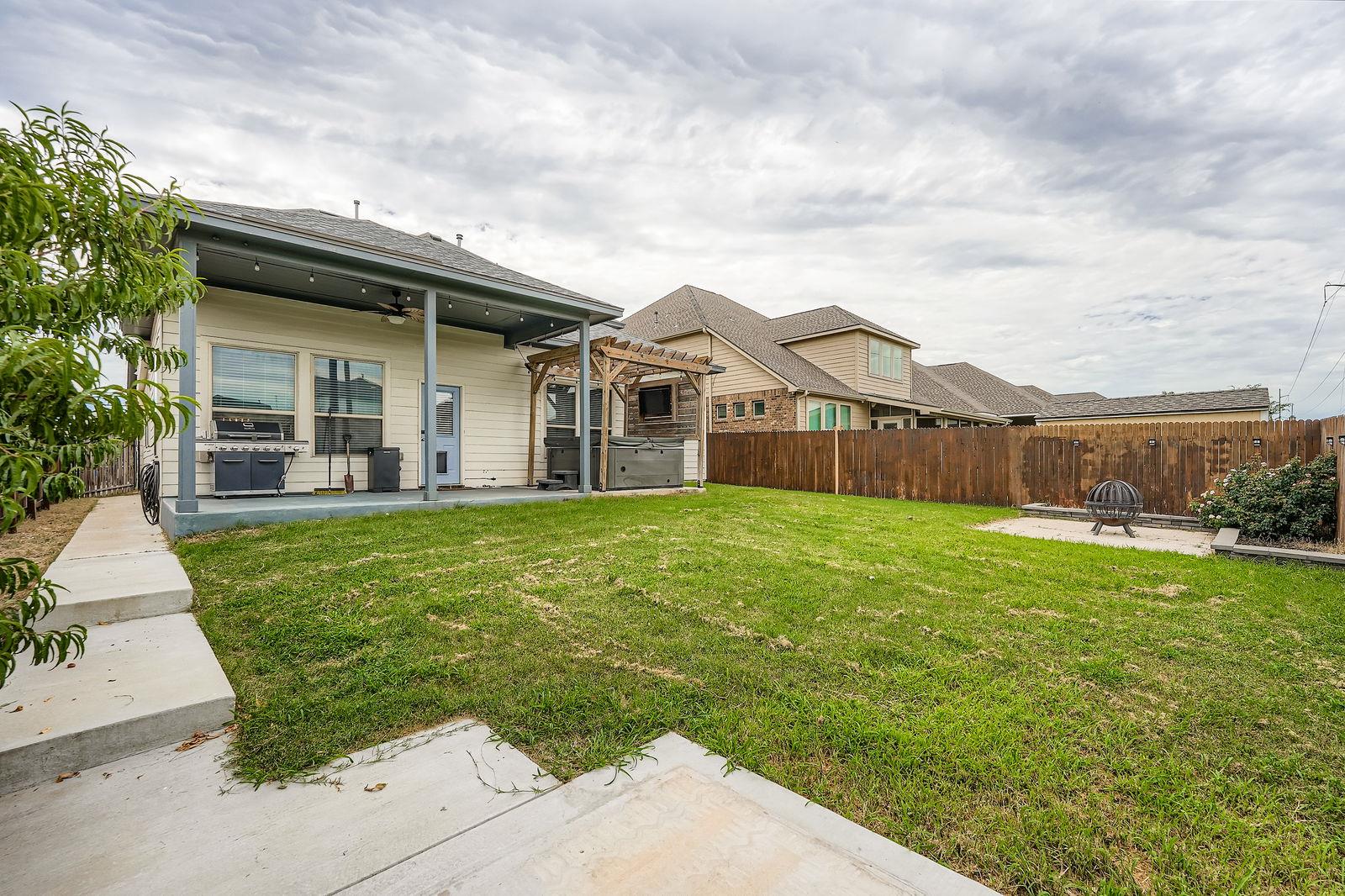 429 Rusk Bluff Ave, Leander, TX 78641