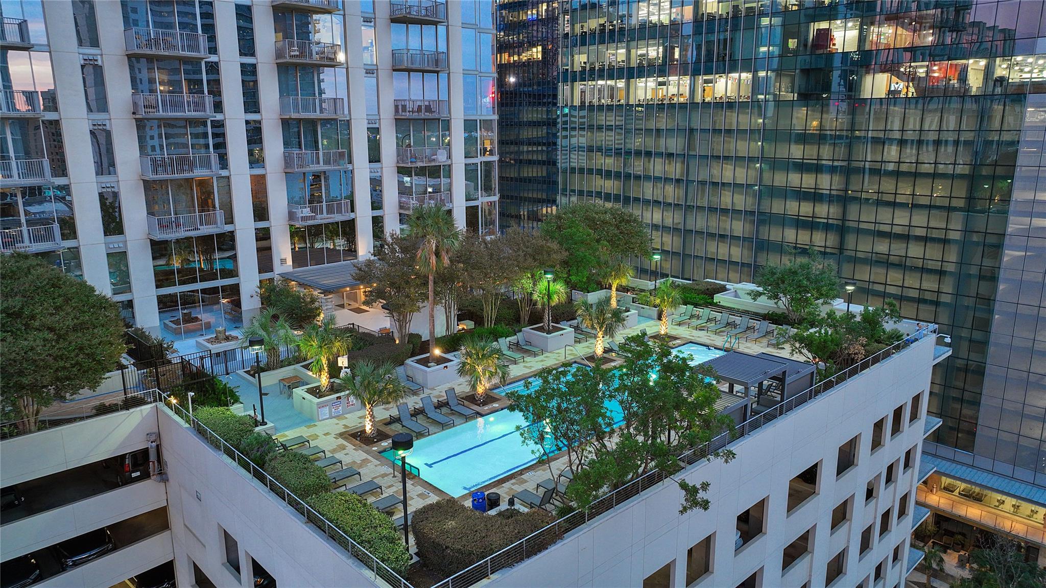 360 Nueces St # 1518, Austin, TX 78701