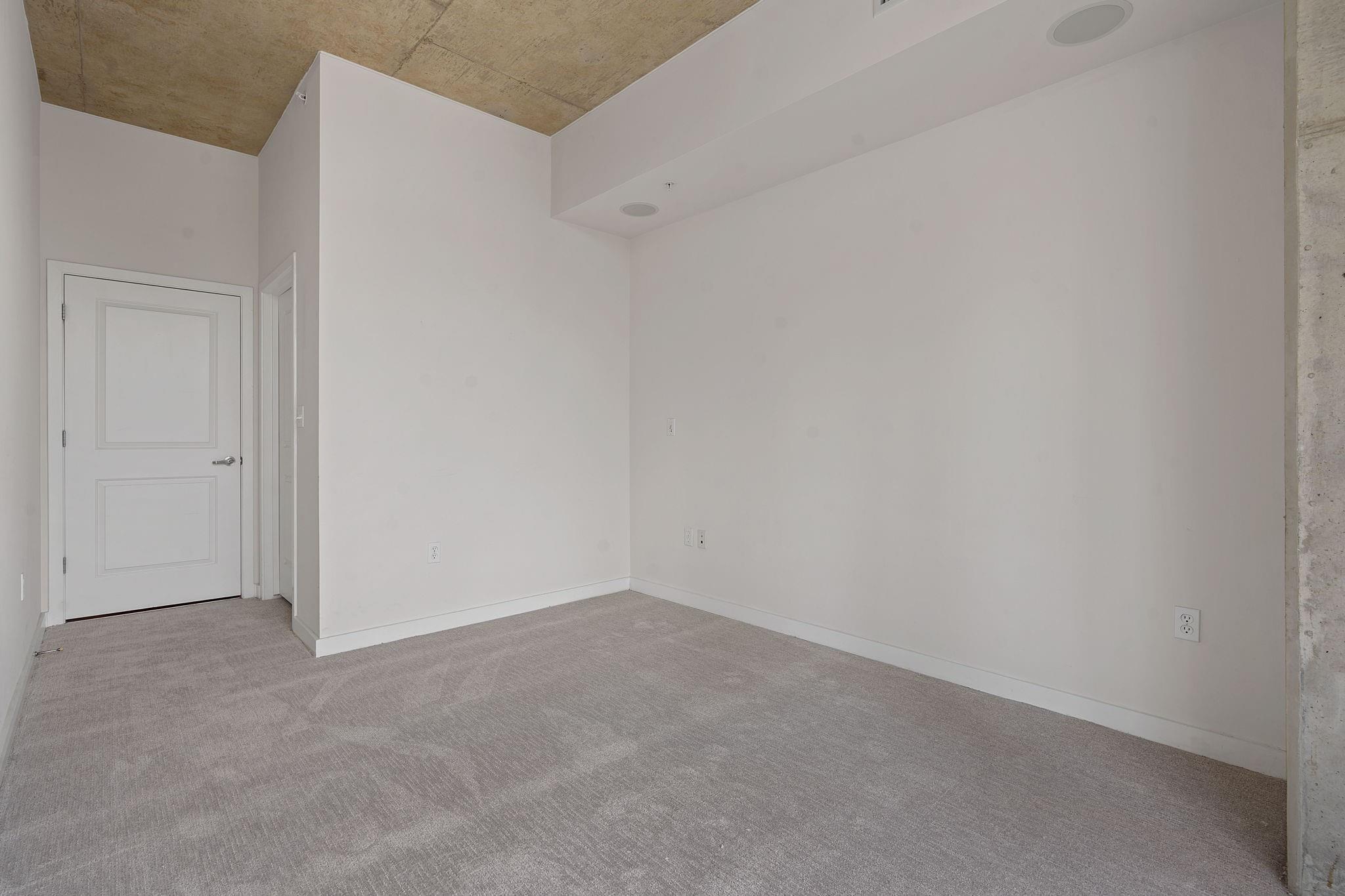 360 Nueces St # 1518, Austin, TX 78701