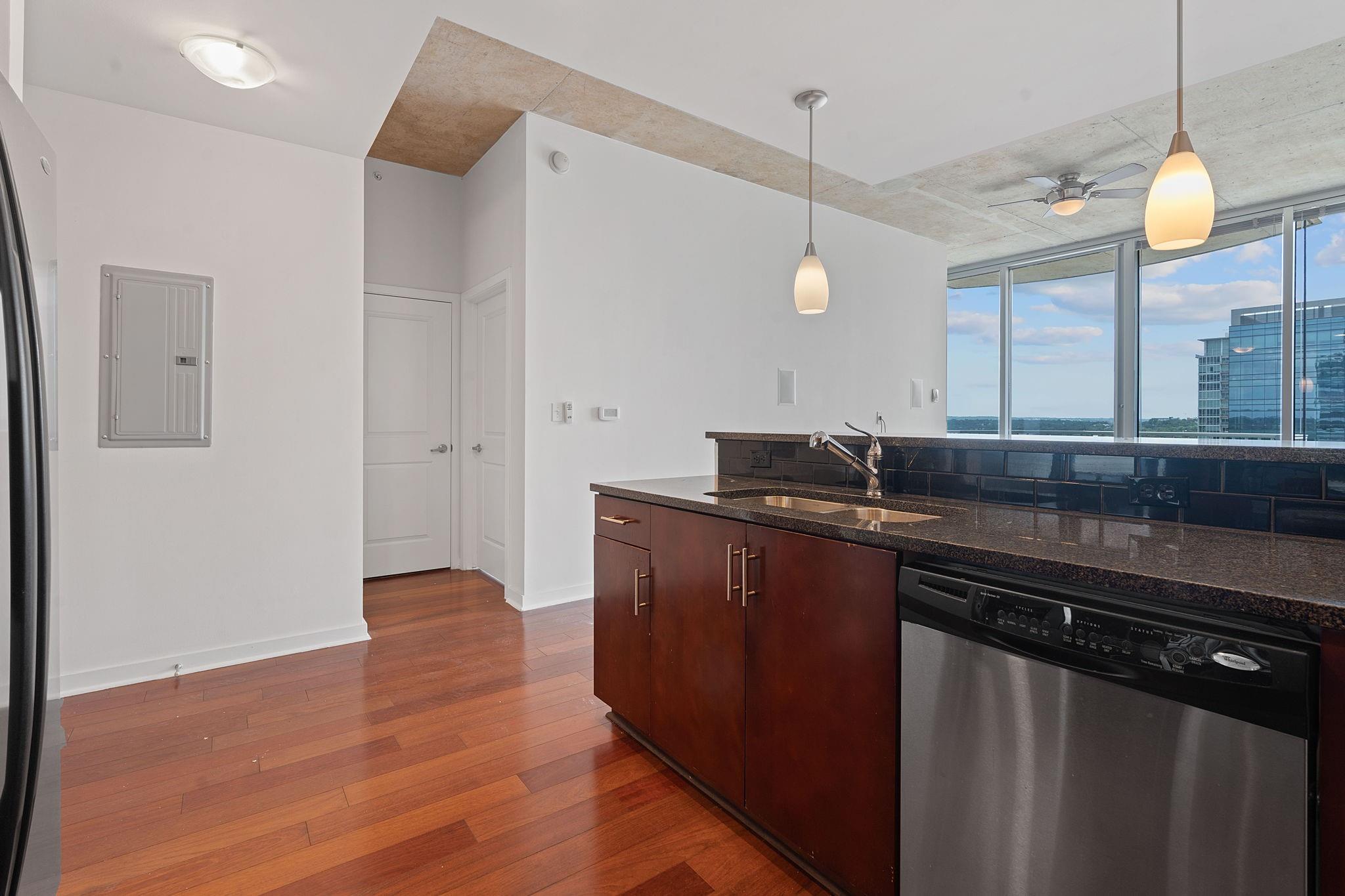 360 Nueces St # 1518, Austin, TX 78701