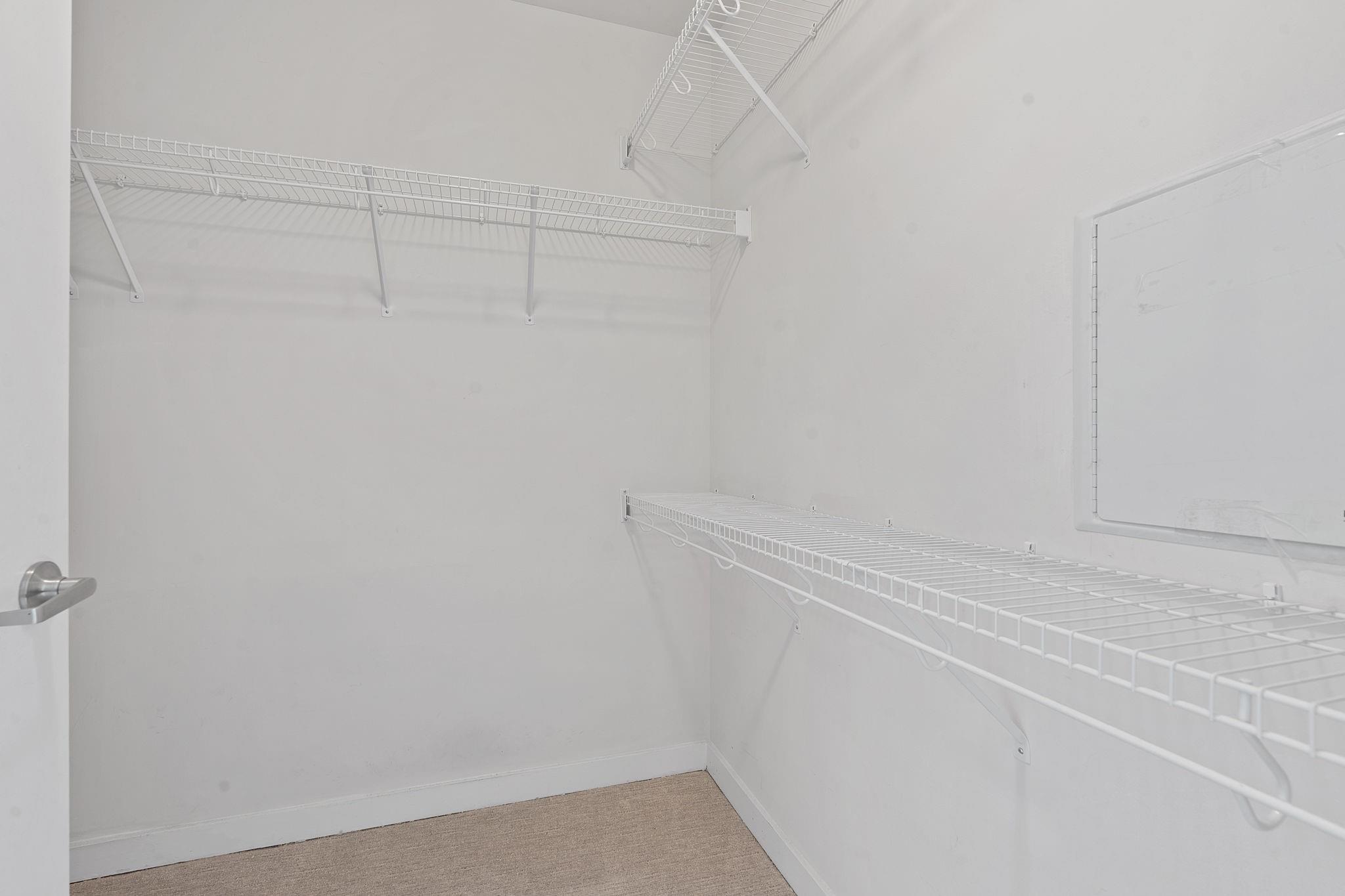 360 Nueces St # 1518, Austin, TX 78701