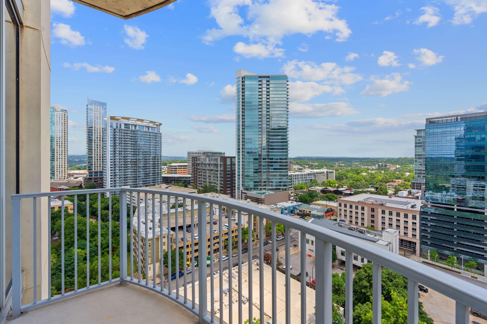 360 Nueces St # 1518, Austin, TX 78701