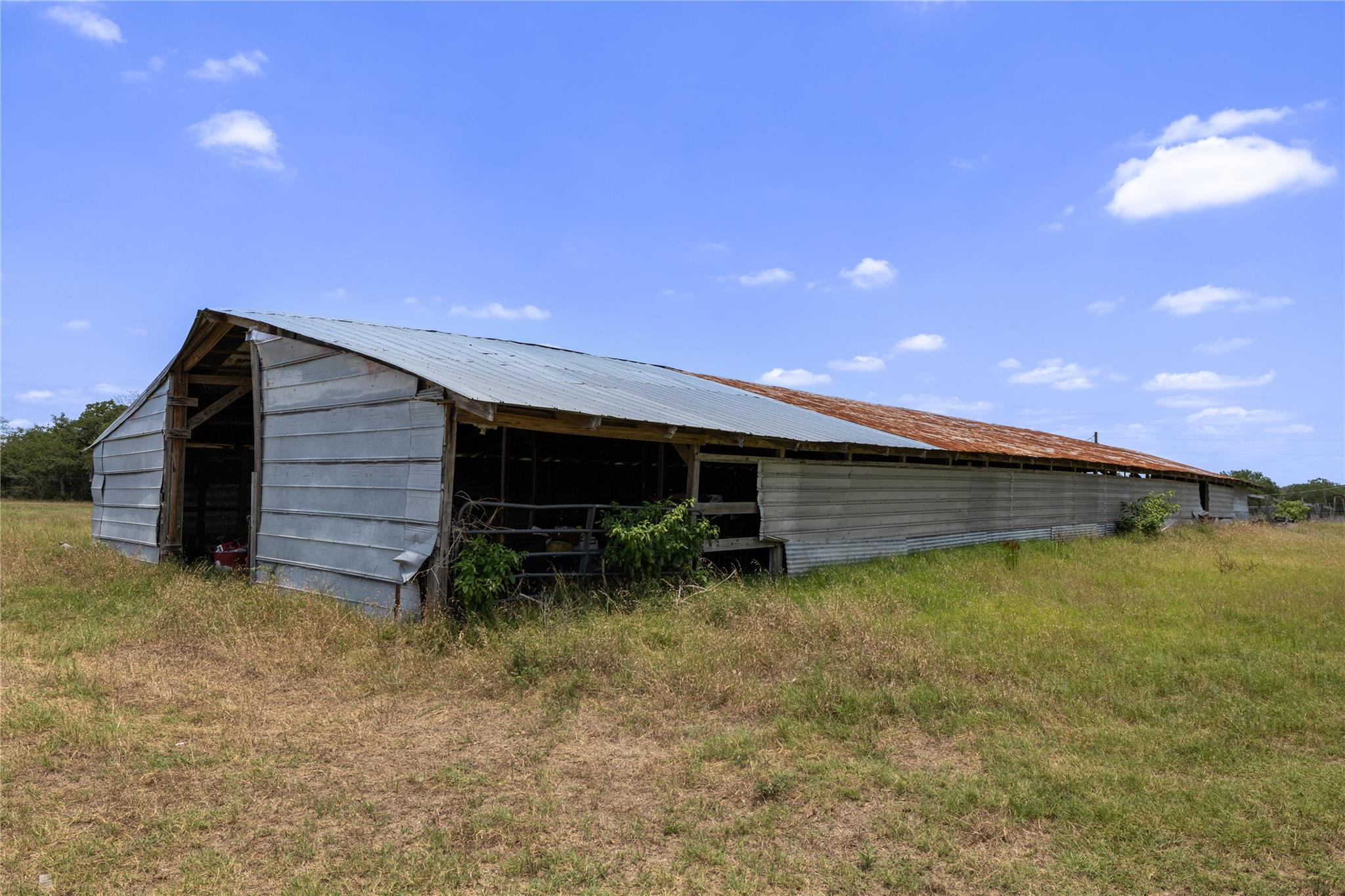 2901 Mule Creek Rd, Harwood, TX 78632