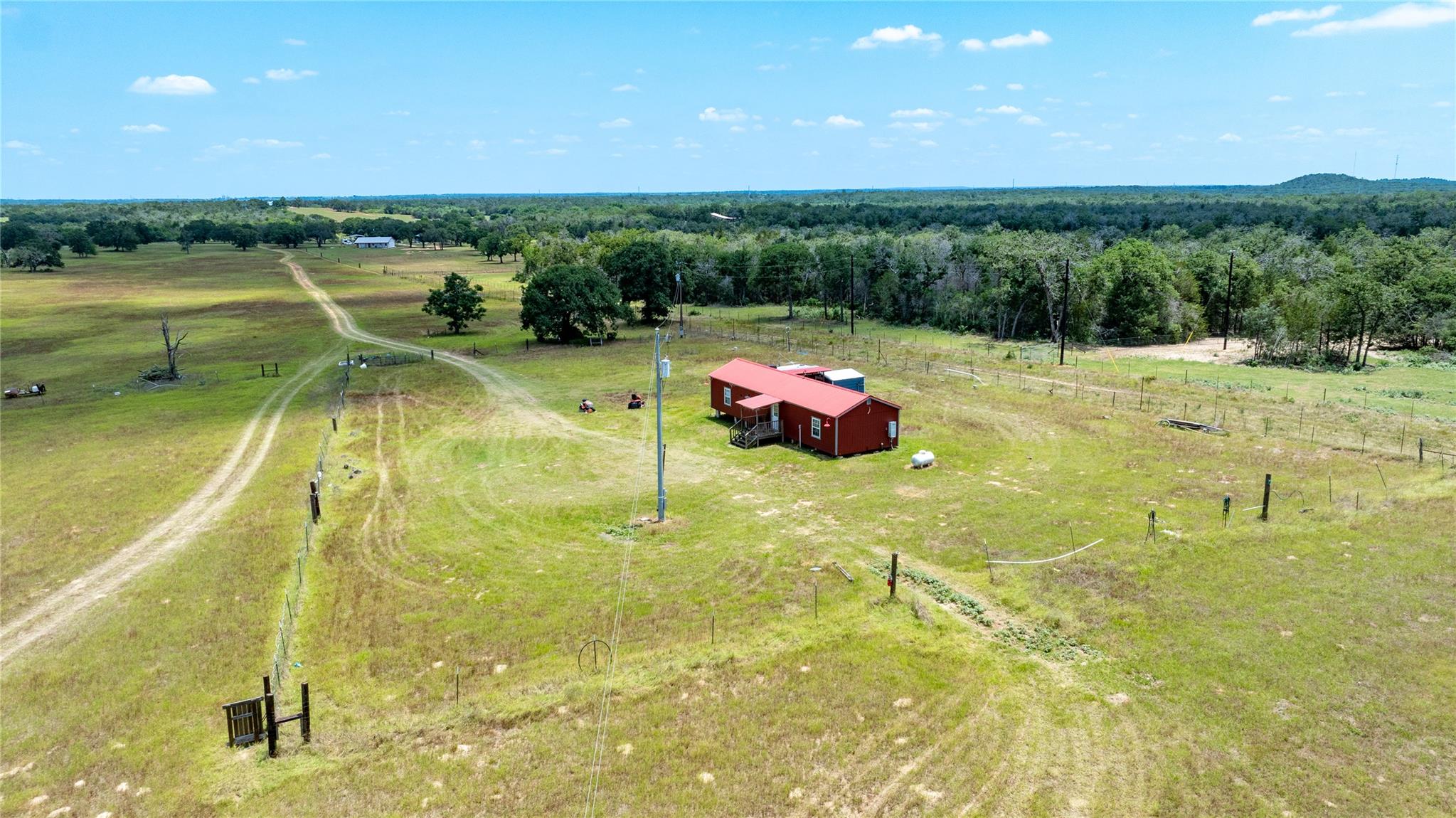 2901 Mule Creek Rd, Harwood, TX 78632