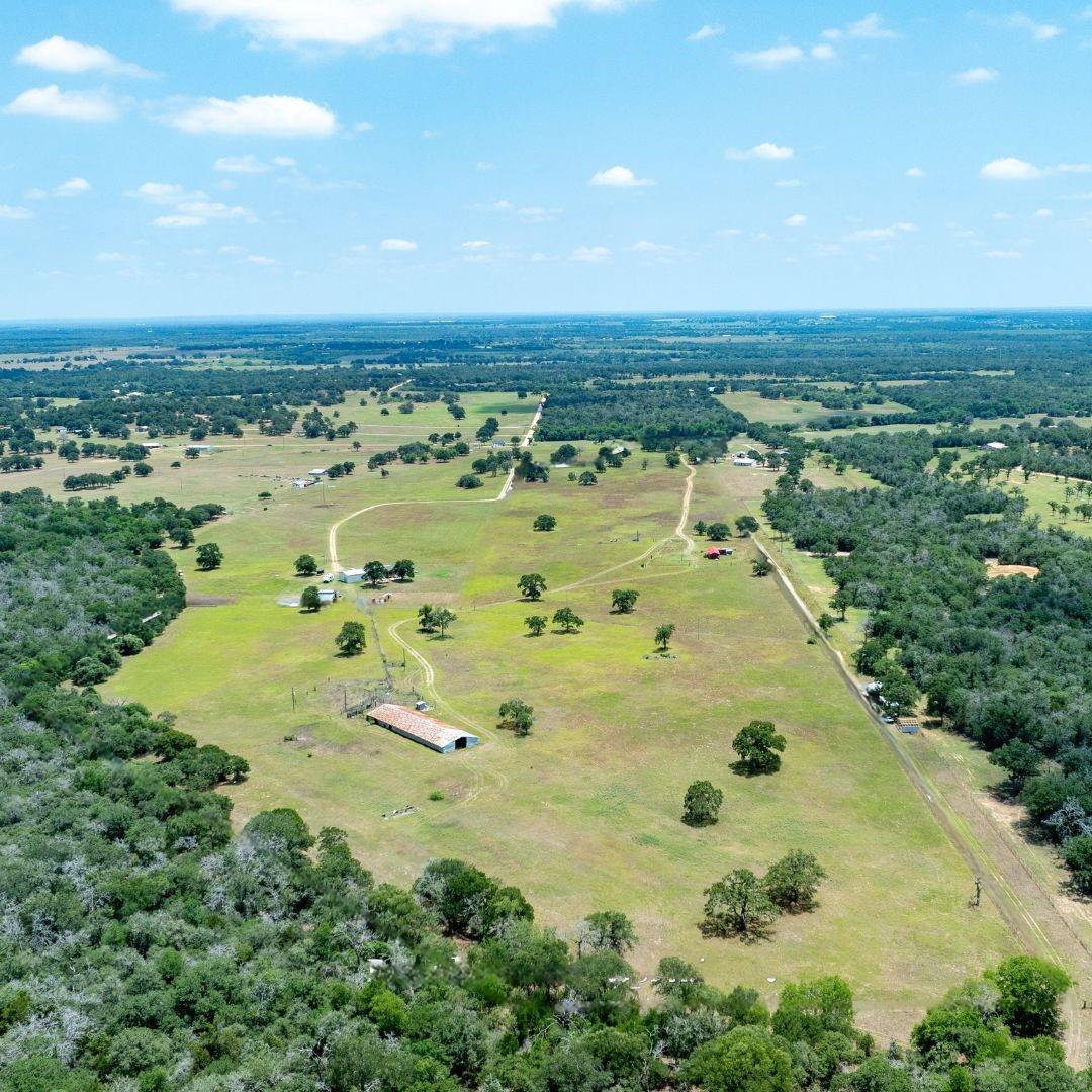 2901 Mule Creek Rd, Harwood, TX 78632